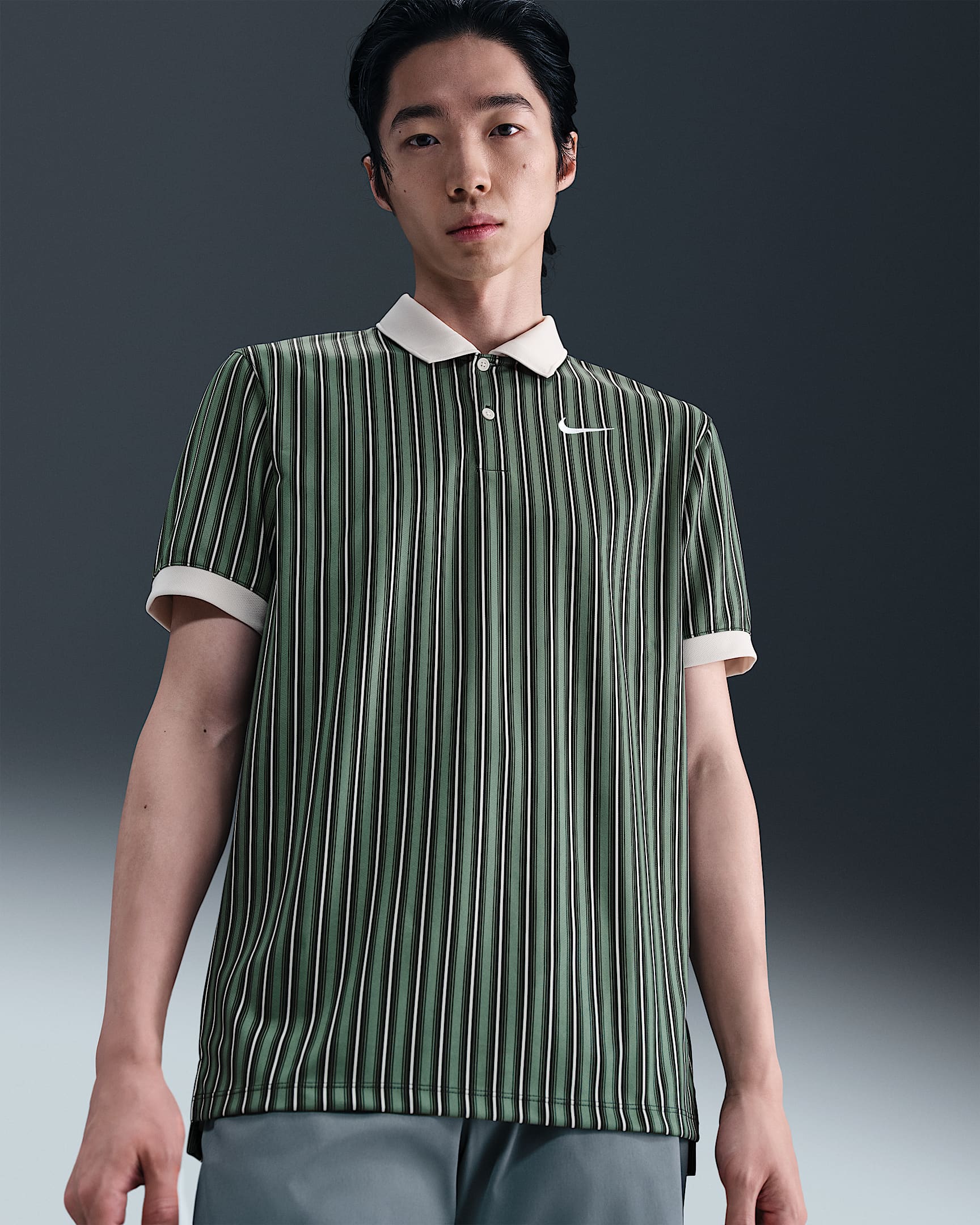 Nike Victory+ Dri-FIT 男子速干高尔夫翻领T恤 - 土绿/浅土褐/白色