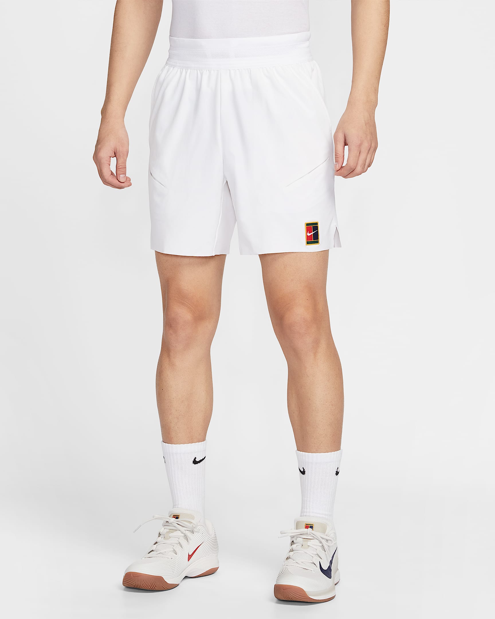 NikeCourt Slam Dri-FIT 男子速干网球短裤 - 白色