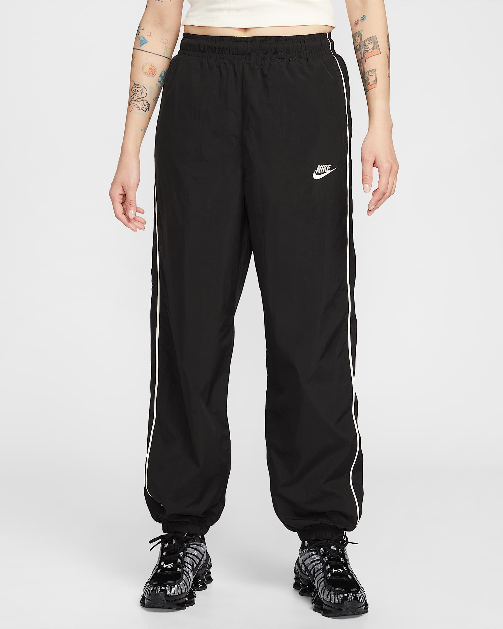 Nike Sportswear Windrunner 女子梭织长裤 - 黑/粉白/粉白