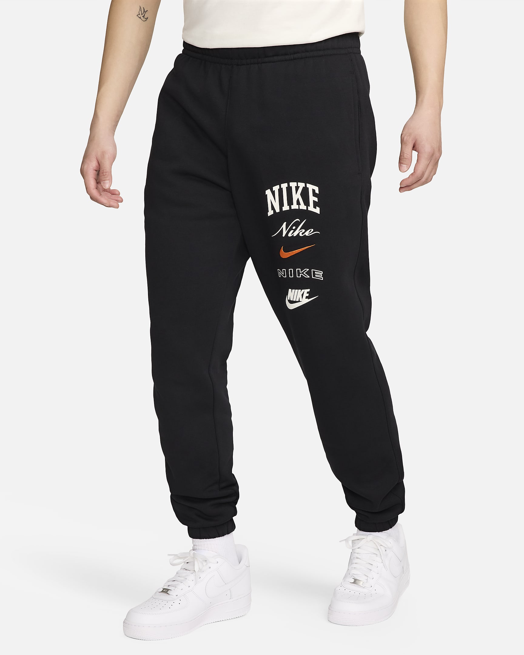 Nike Club Fleece 男子加绒长裤 - 黑/安全橙