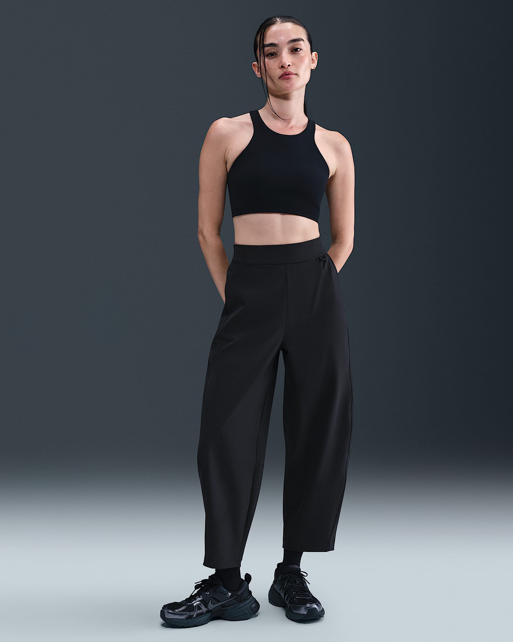 Nike 24.7 PerfectStretch Dri-FIT 女子速干高腰九分裤 - 黑/暗烟灰