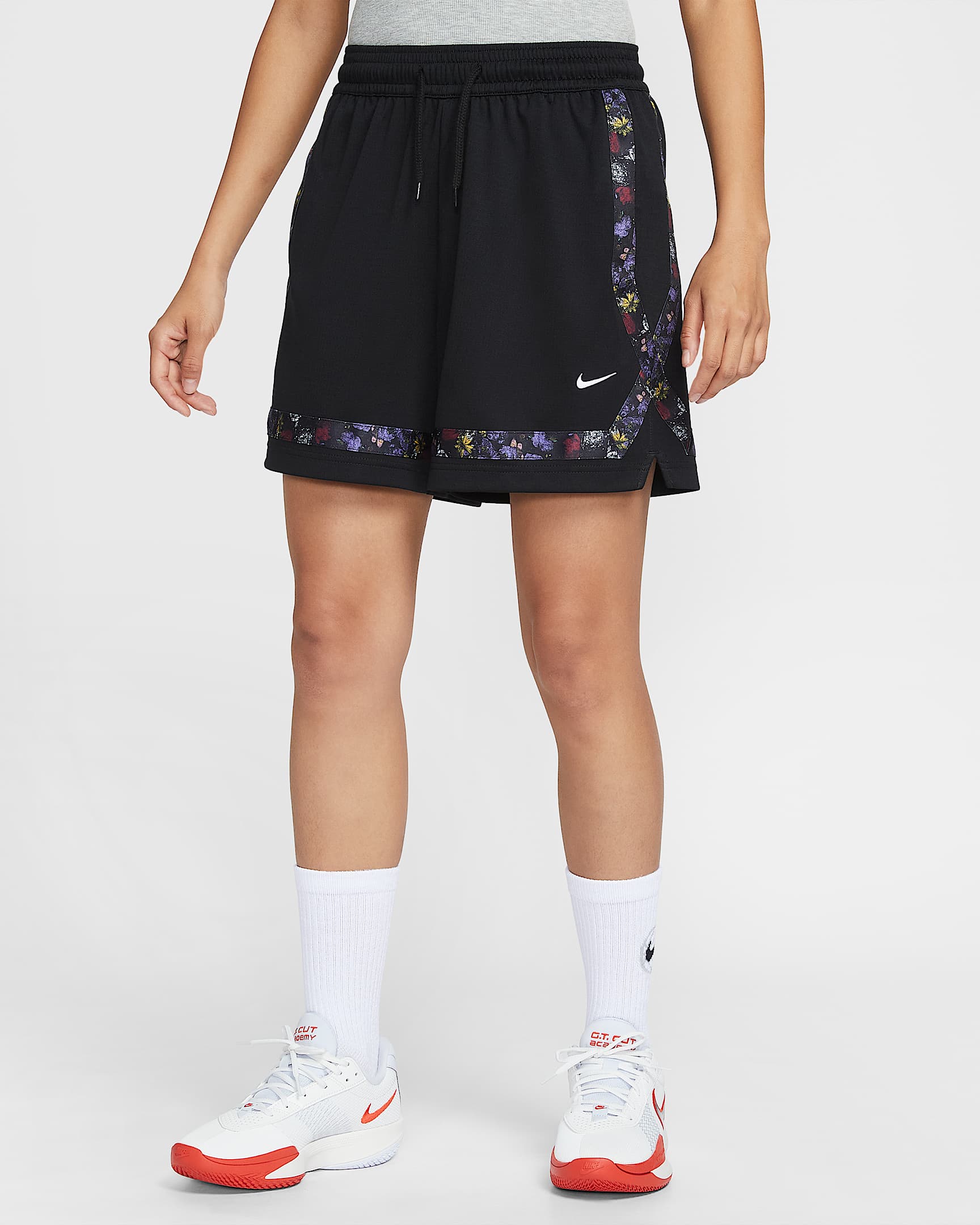 Nike Crossover Dri-FIT 女子速干篮球短裤 - 黑/白色