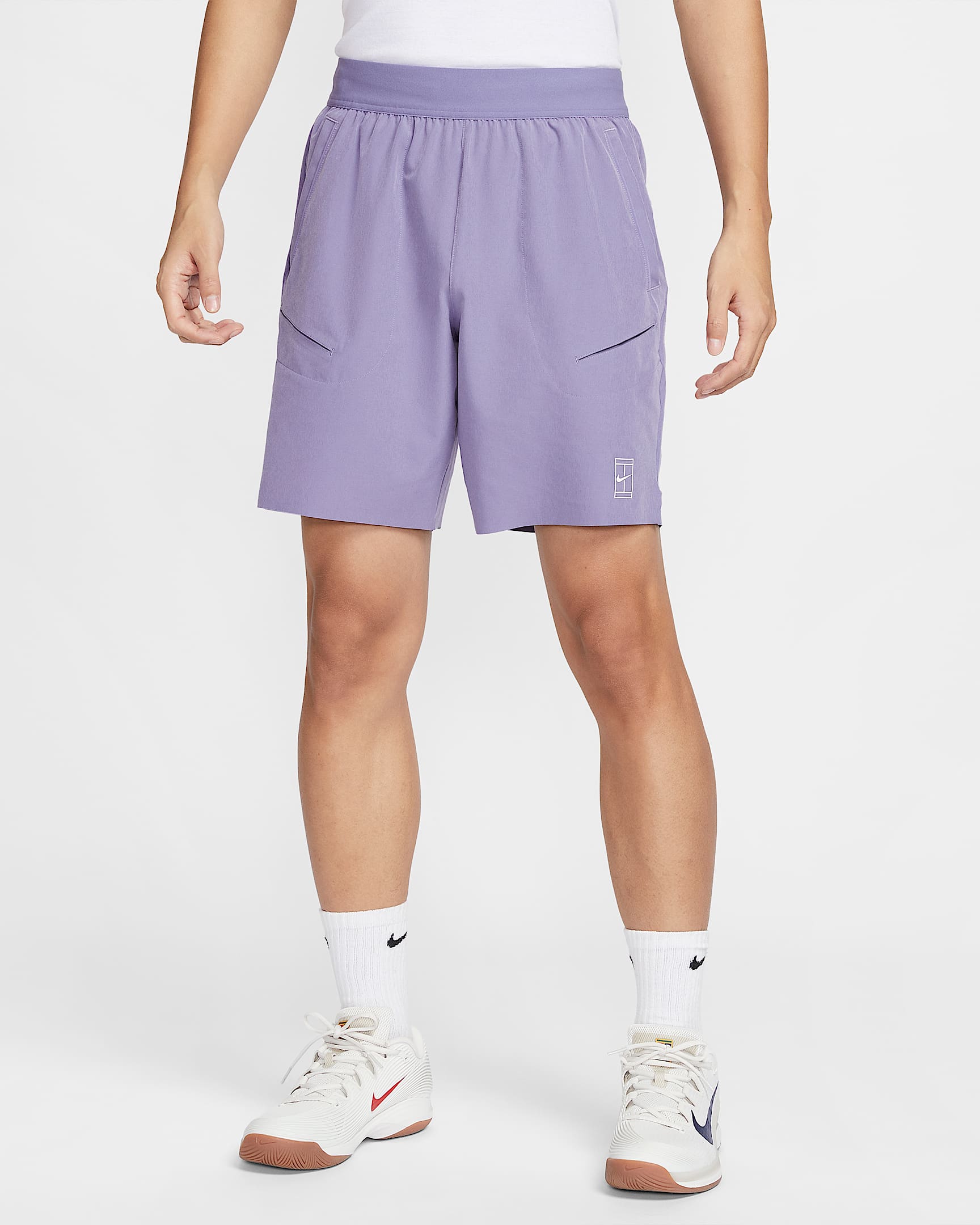 NikeCourt Advantage Dri-FIT 男子速干网球短裤 - 暗紫/白色