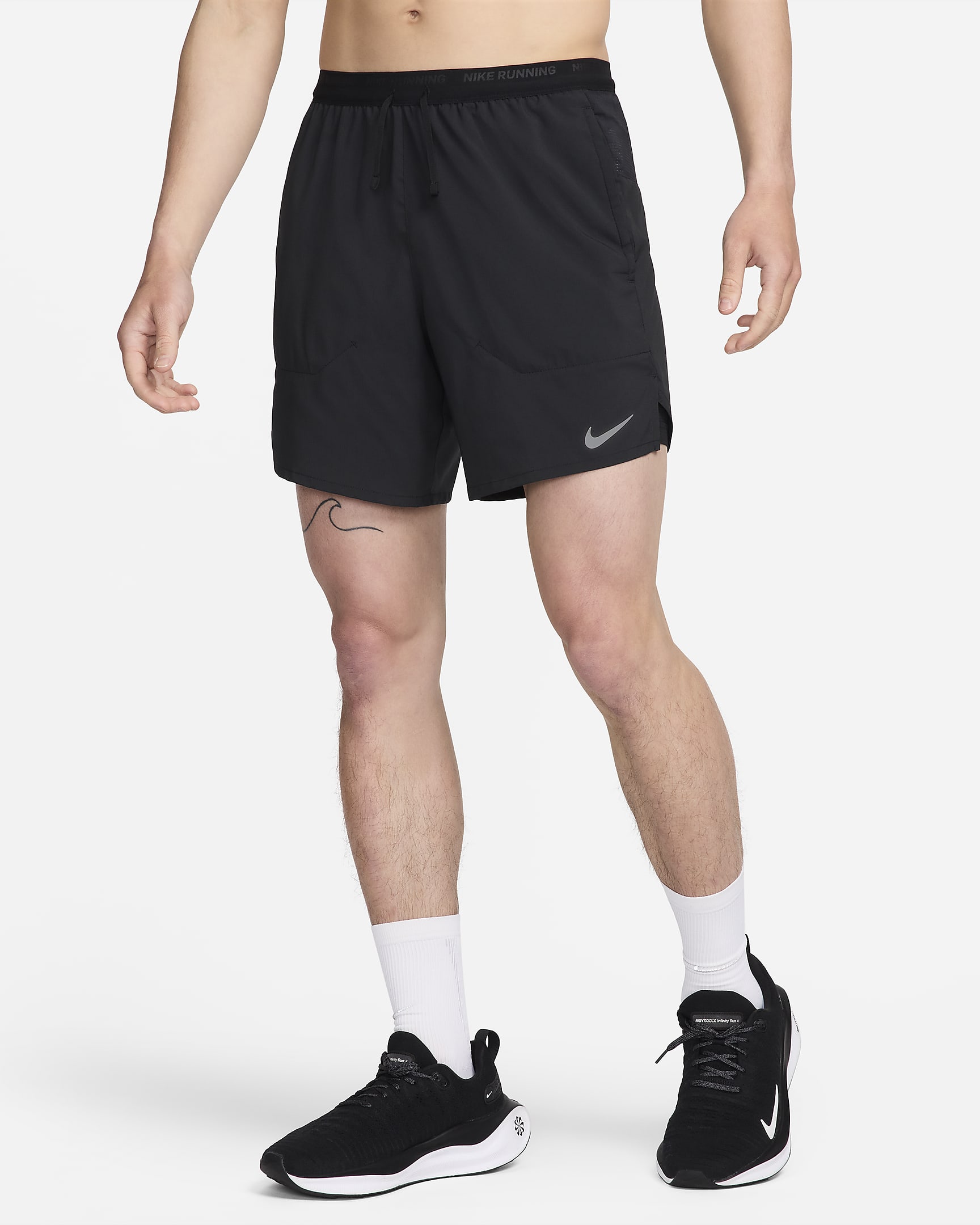 Nike Dri-FIT Stride 男子透气速干二合一跑步短裤 - 黑/黑/黑