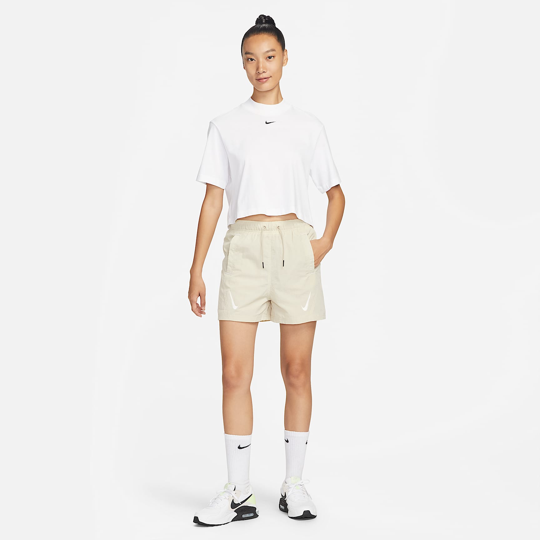 Nike Sportswear Swoosh 女子短裤 - 藤黄/帆白/帆白