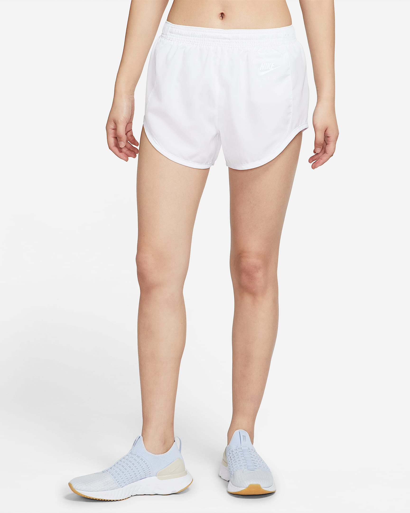 Nike Air Dri-FIT 女子加衬跑步短裤 - 白色/黑