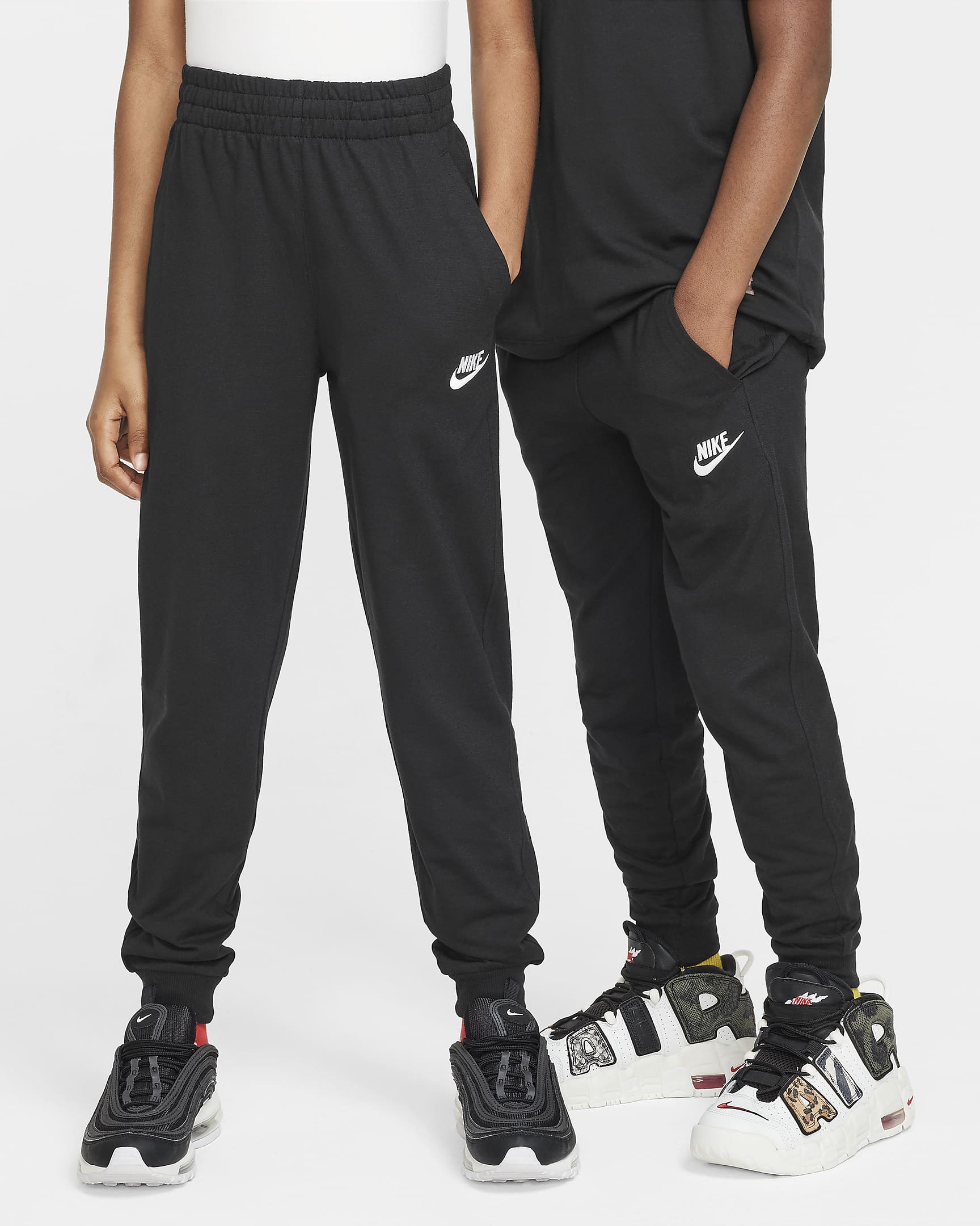 Nike Sportswear Club 大童针织长裤 - 黑/黑/白色