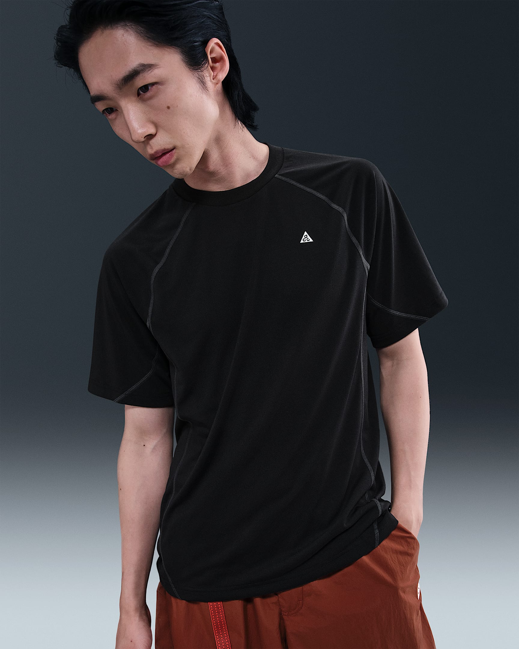 Nike ACG Dri-FIT ADV 男子速干短袖T恤 - 黑/煤黑/山峰白