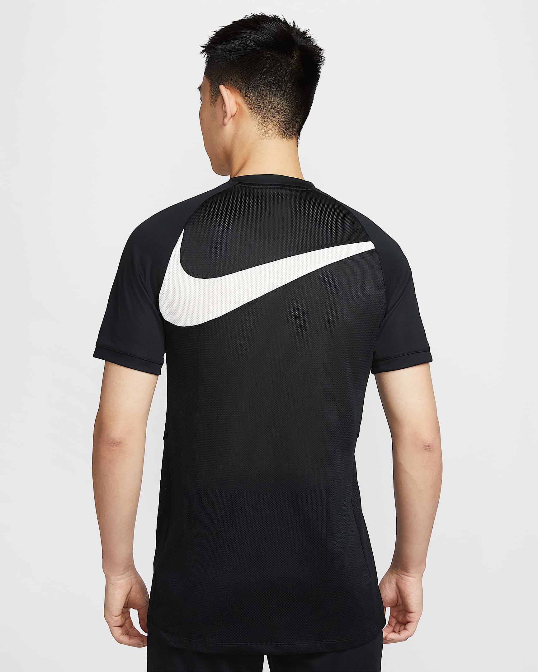 Nike Academy Dri-FIT 男子速干足球上衣 - 黑/黑/淡象牙白/淡象牙白
