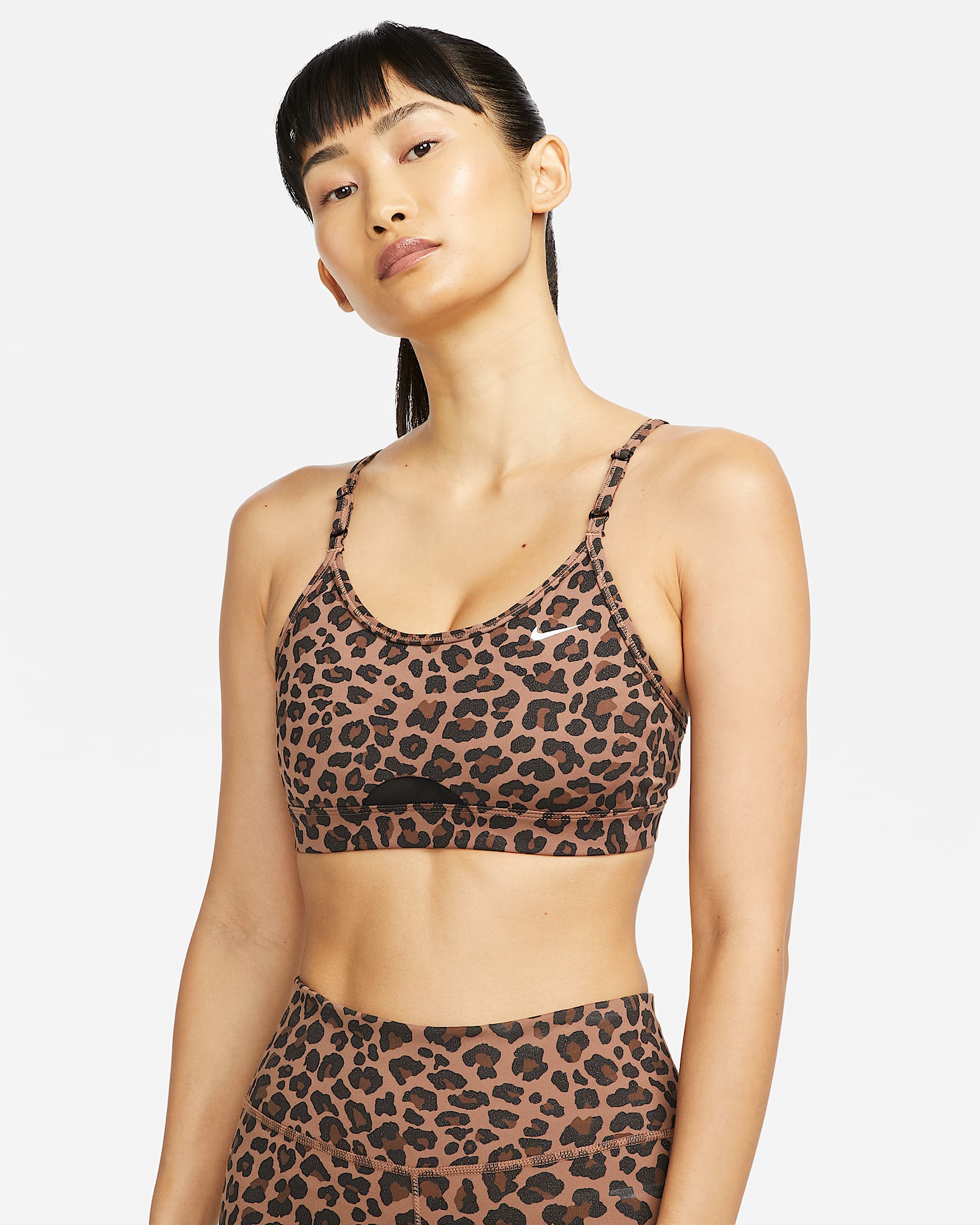 Nike Dri-FIT Indy Glitter 女子低强度支撑衬垫运动内衣 - Archaeo Brown/黑/白色