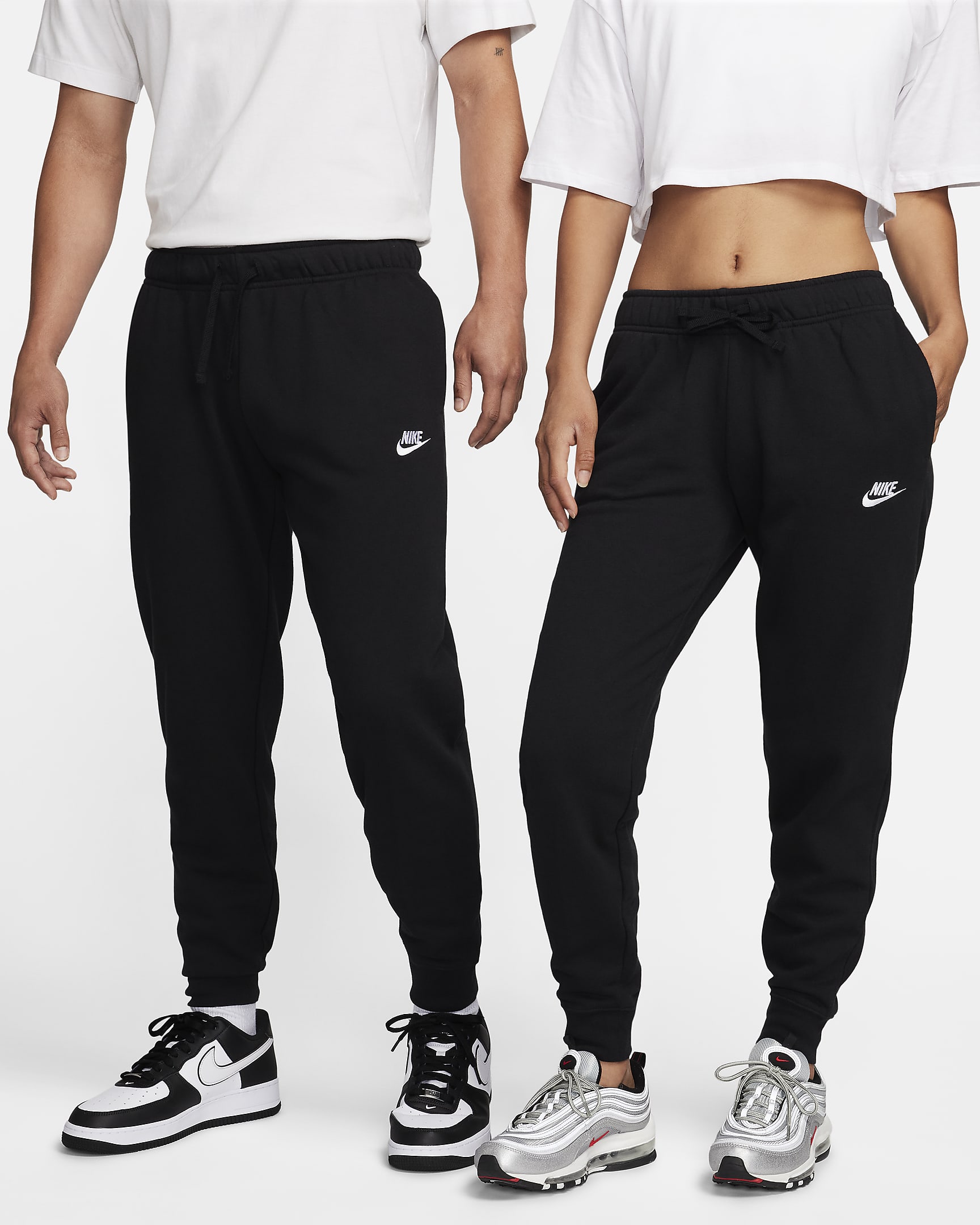 Nike Sportswear Club Fleece 女子中腰薄绒长裤 - 黑/白色