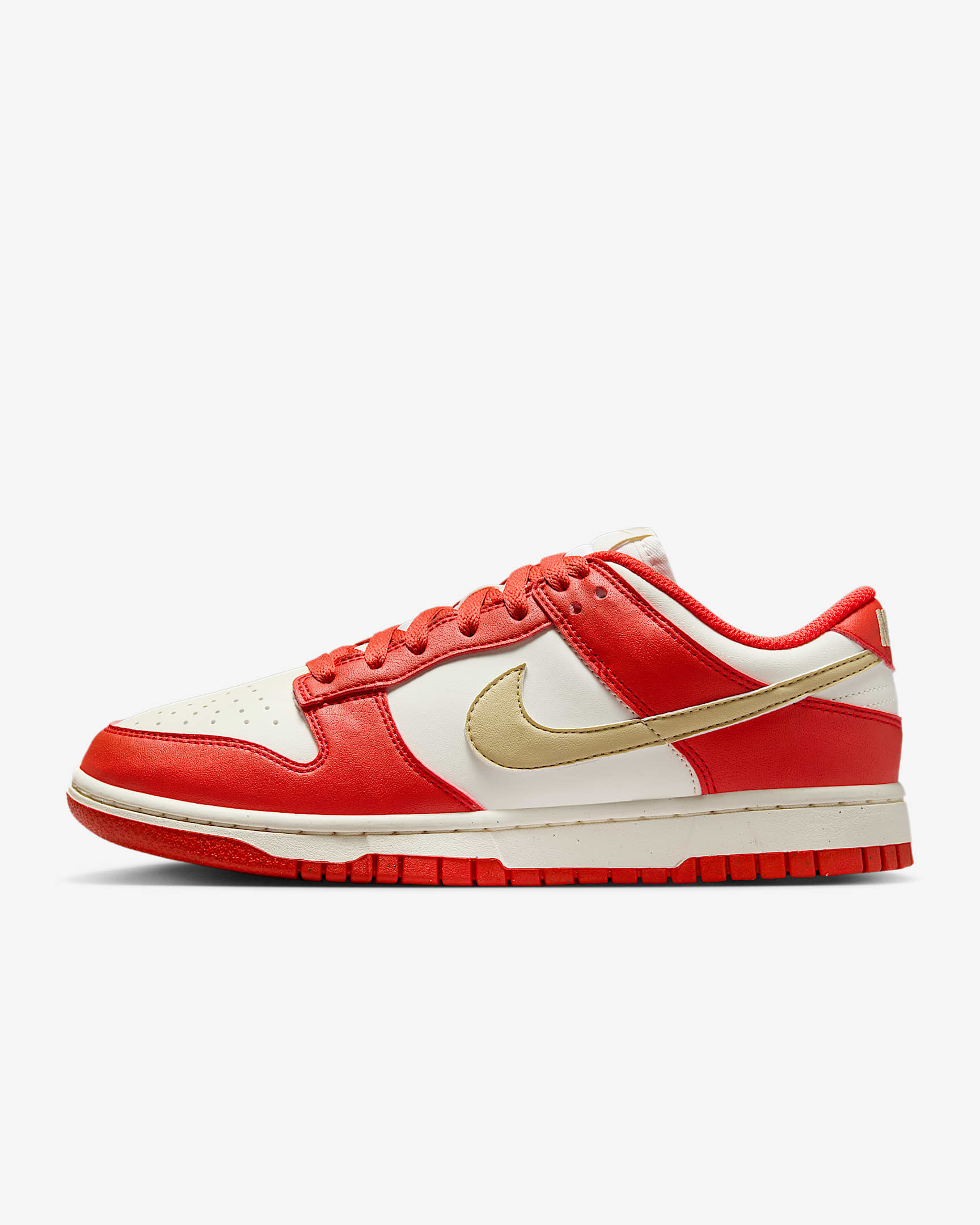 Nike Dunk Low Next Nature 女子运动鞋板鞋 - 浅深红/帆白/团队金