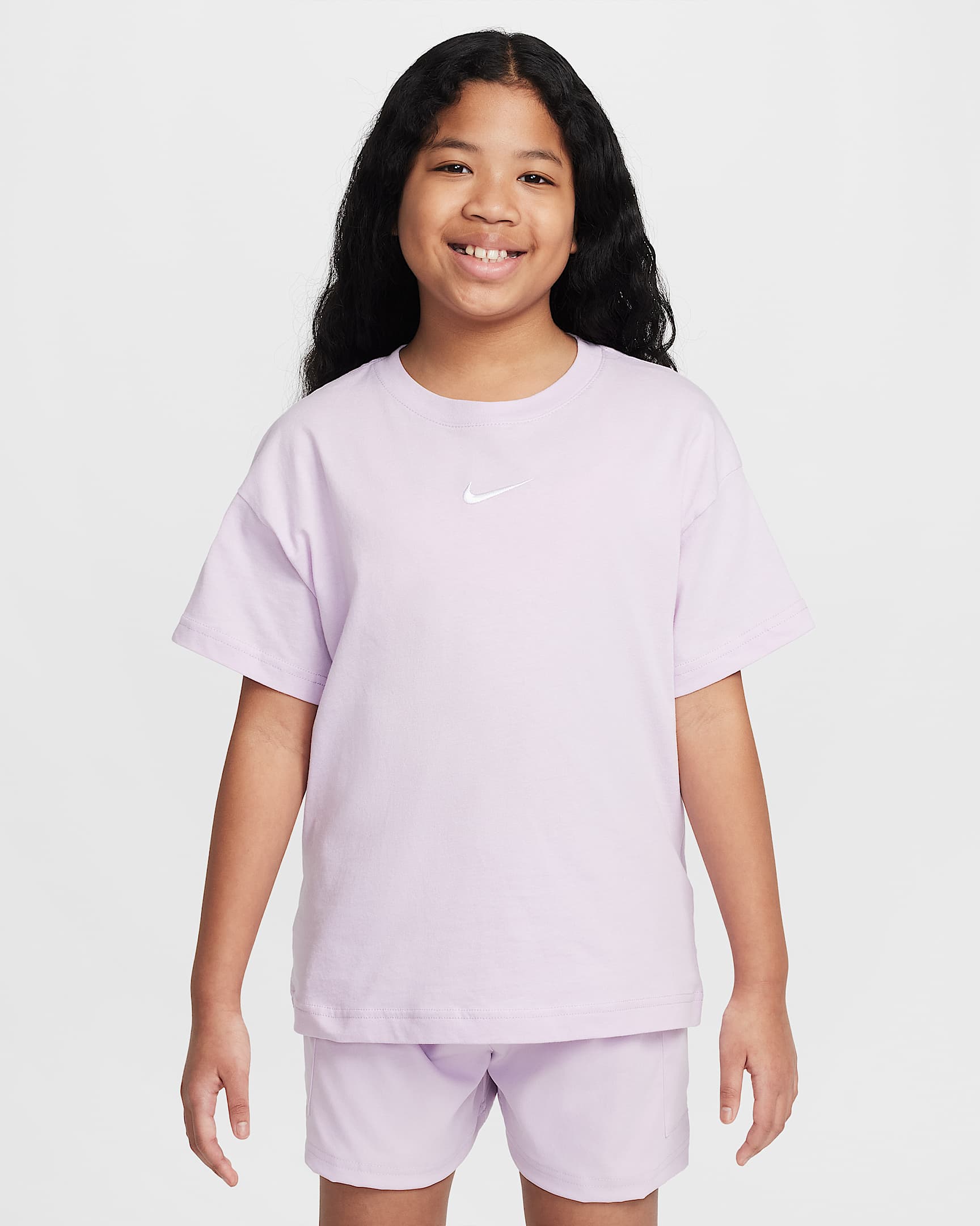 Nike Sportswear Essential 大童(女孩)T恤 - 粉紫