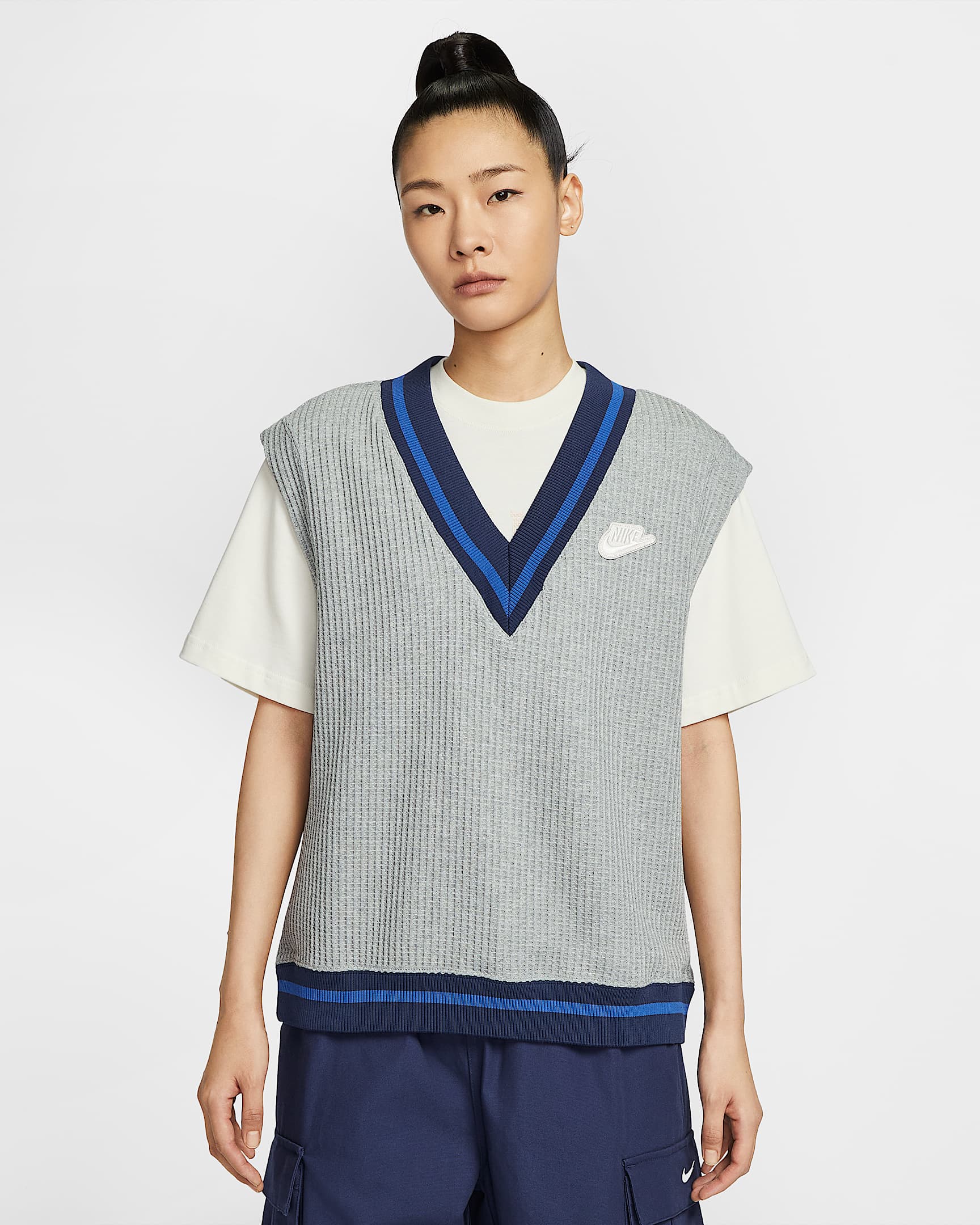 Nike Sportswear 女子华夫格针织马甲 - 调色暗灰/调色/帆白