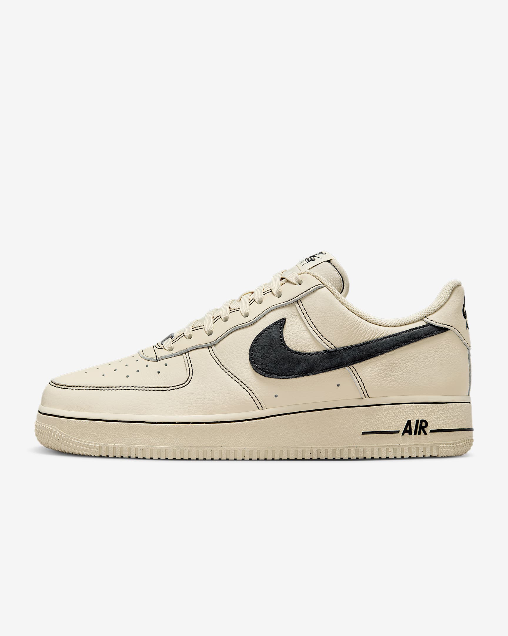 Nike Air Force 1 '07 LV8 男子空军一号运动鞋 - 浅卡其/黑