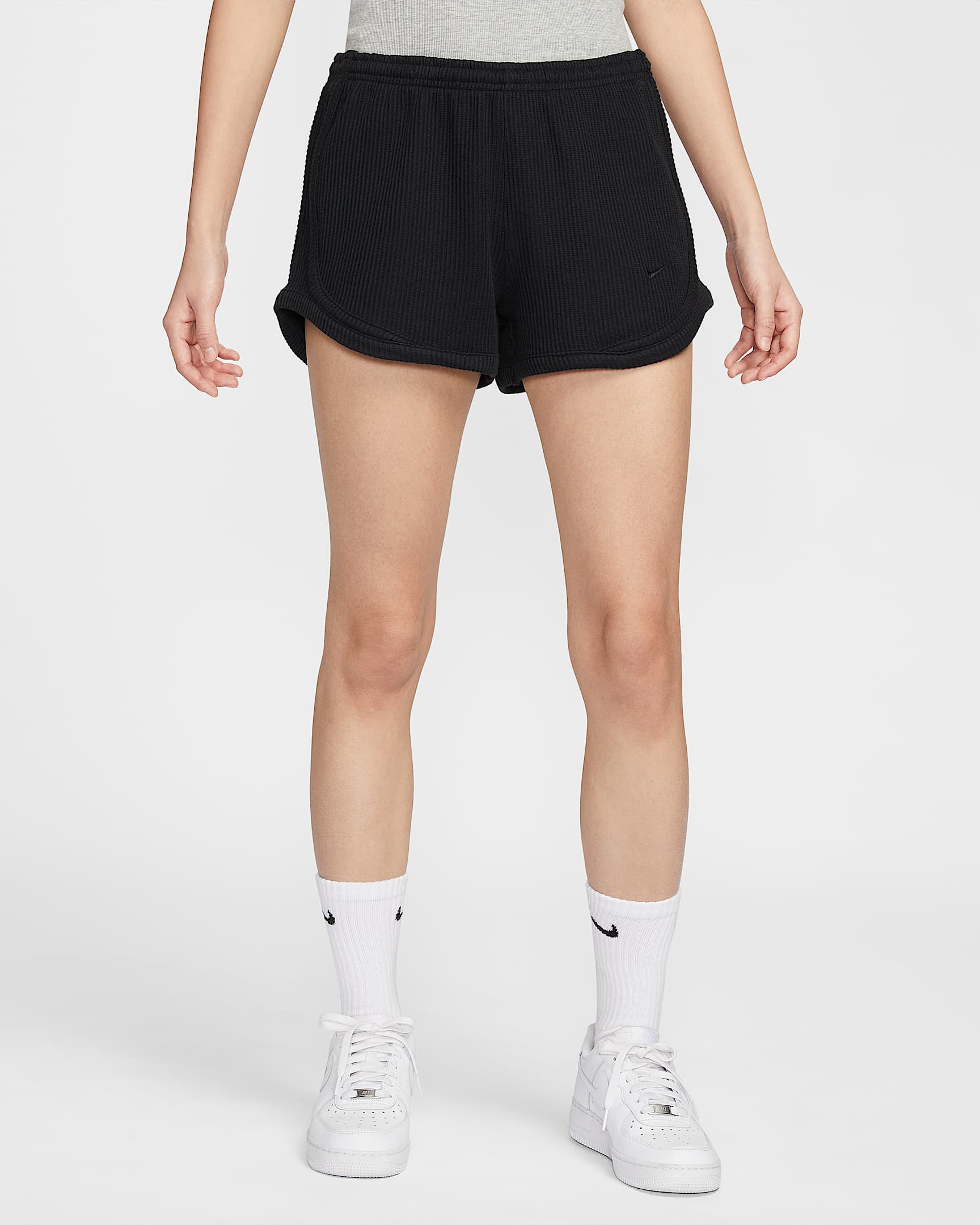 Nike Sportswear Chill Waffle 女子中腰短裤 - 黑/黑