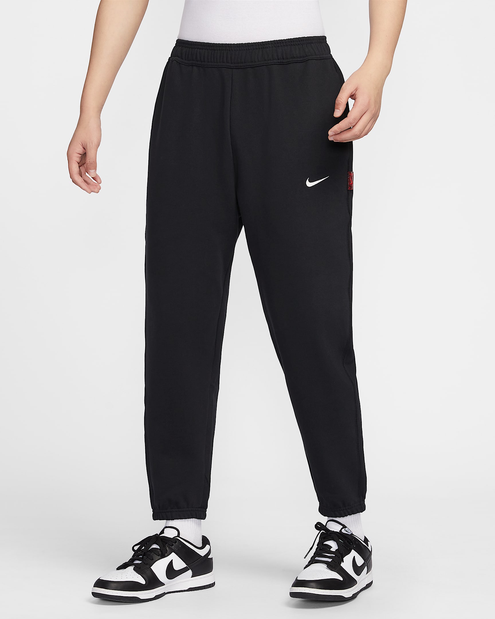 Nike Sportswear CNY 耐克灵蛇迎新系列王冠闳同款男子法式毛圈长裤 - 黑