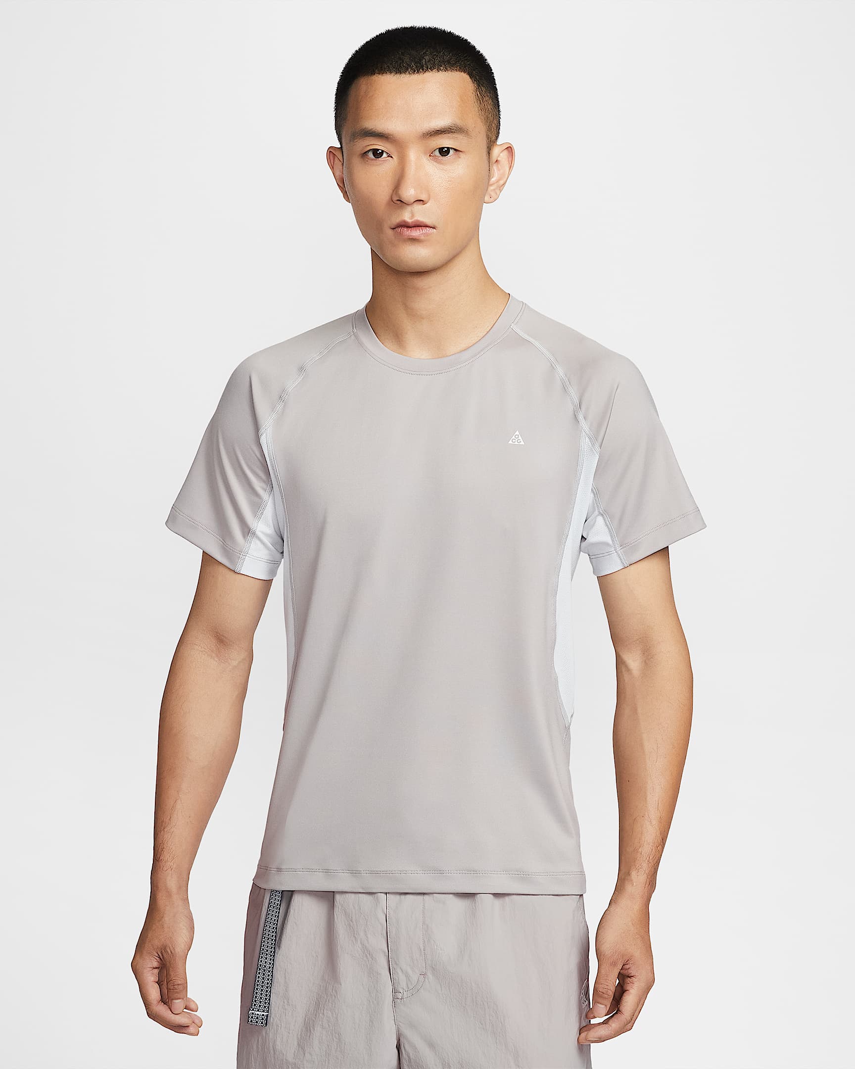 Nike ACG Dri-FIT 男子速干修身短袖运动上衣 - 大学灰/尘光子色/雾灰/山峰白