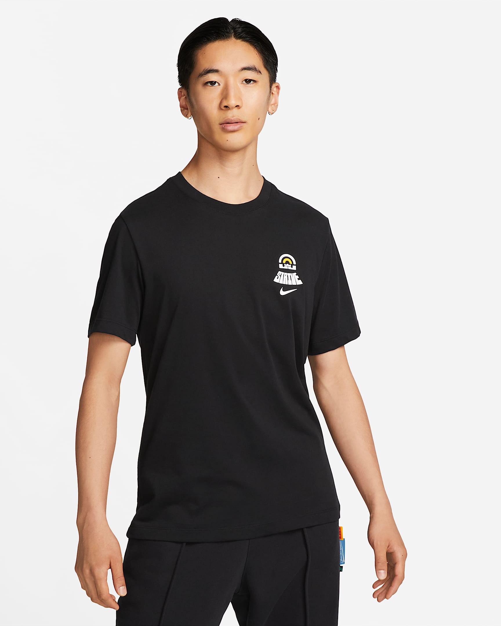 LeBron Nike Dri-FIT 男子速干篮球T恤 - 黑