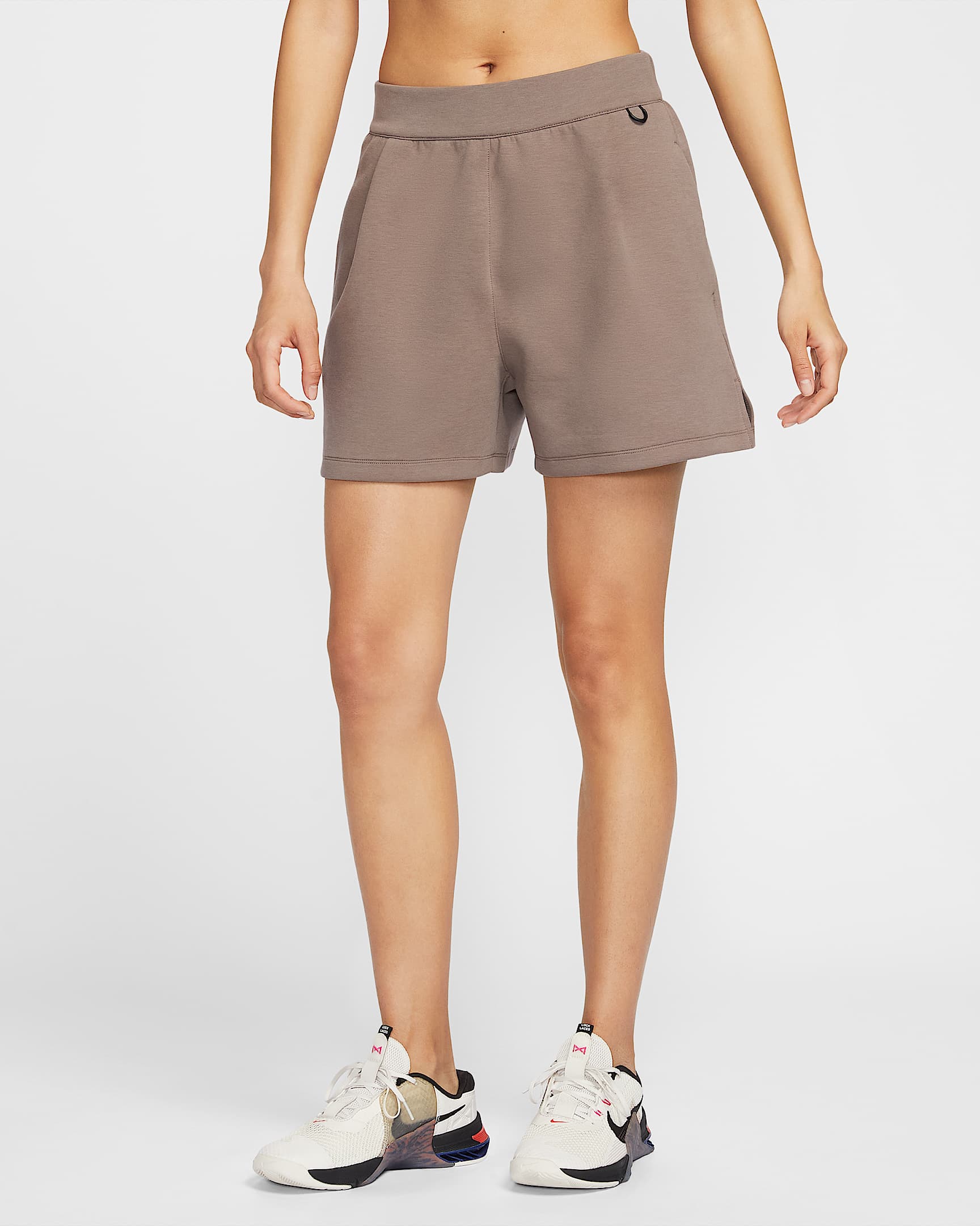 Nike 24.7 ImpossiblySoft Dri-FIT 女子速干中腰短裤 - 貂棕/黑/矿石灰