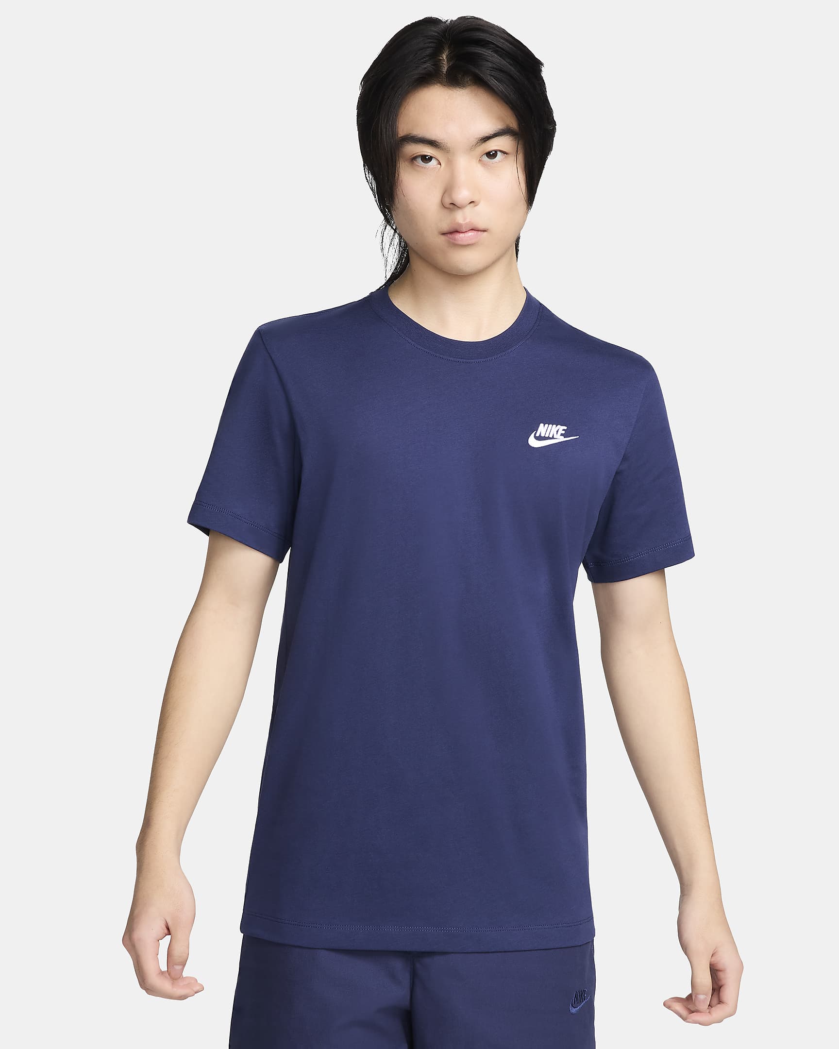 Nike Sportswear Club 男子刺绣柔软纯棉T恤 - 深藏青/白色