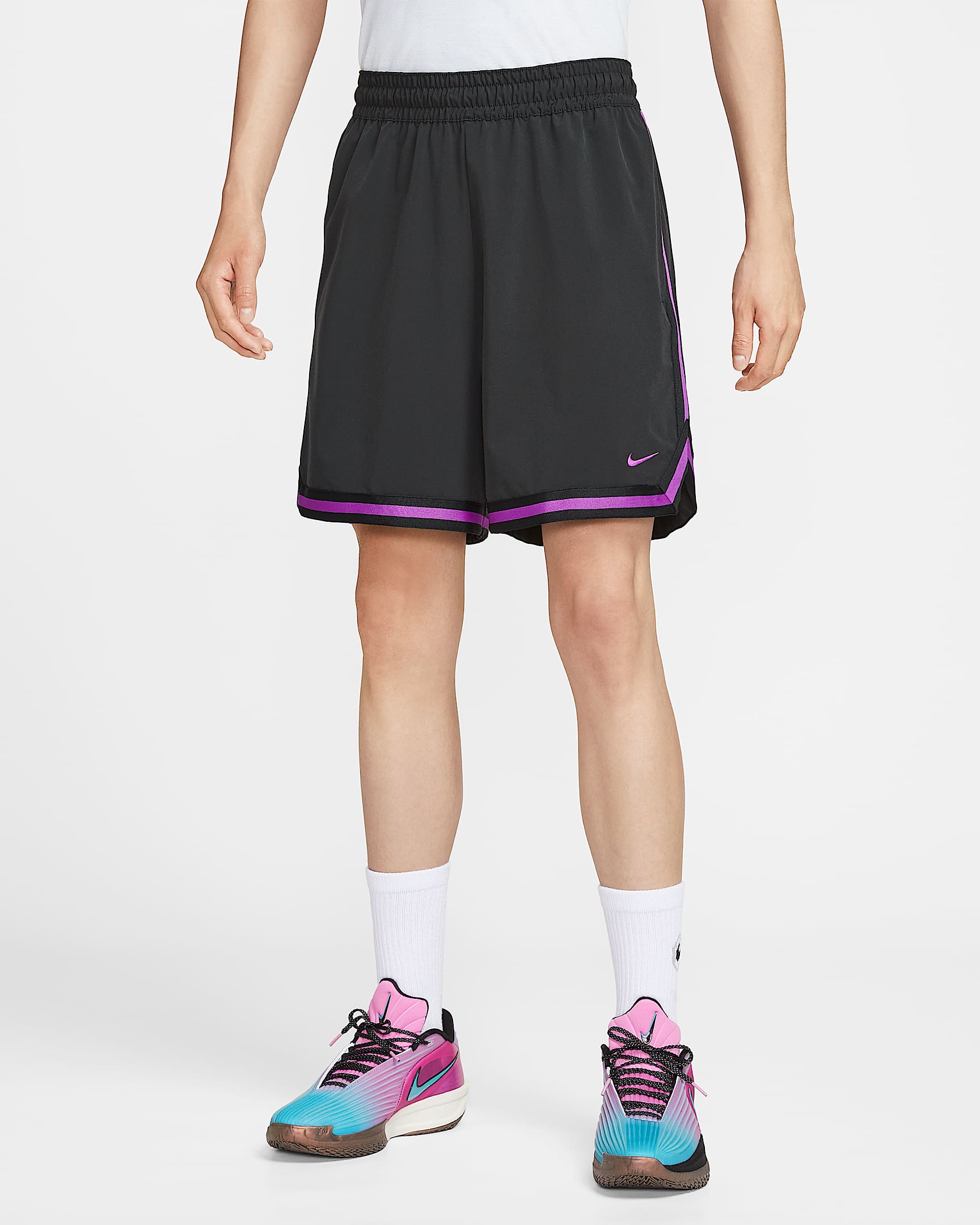 Nike DNA Dri-FIT 男子透气速干舒爽梭织篮球短裤 - 黑/黑/明亮紫
