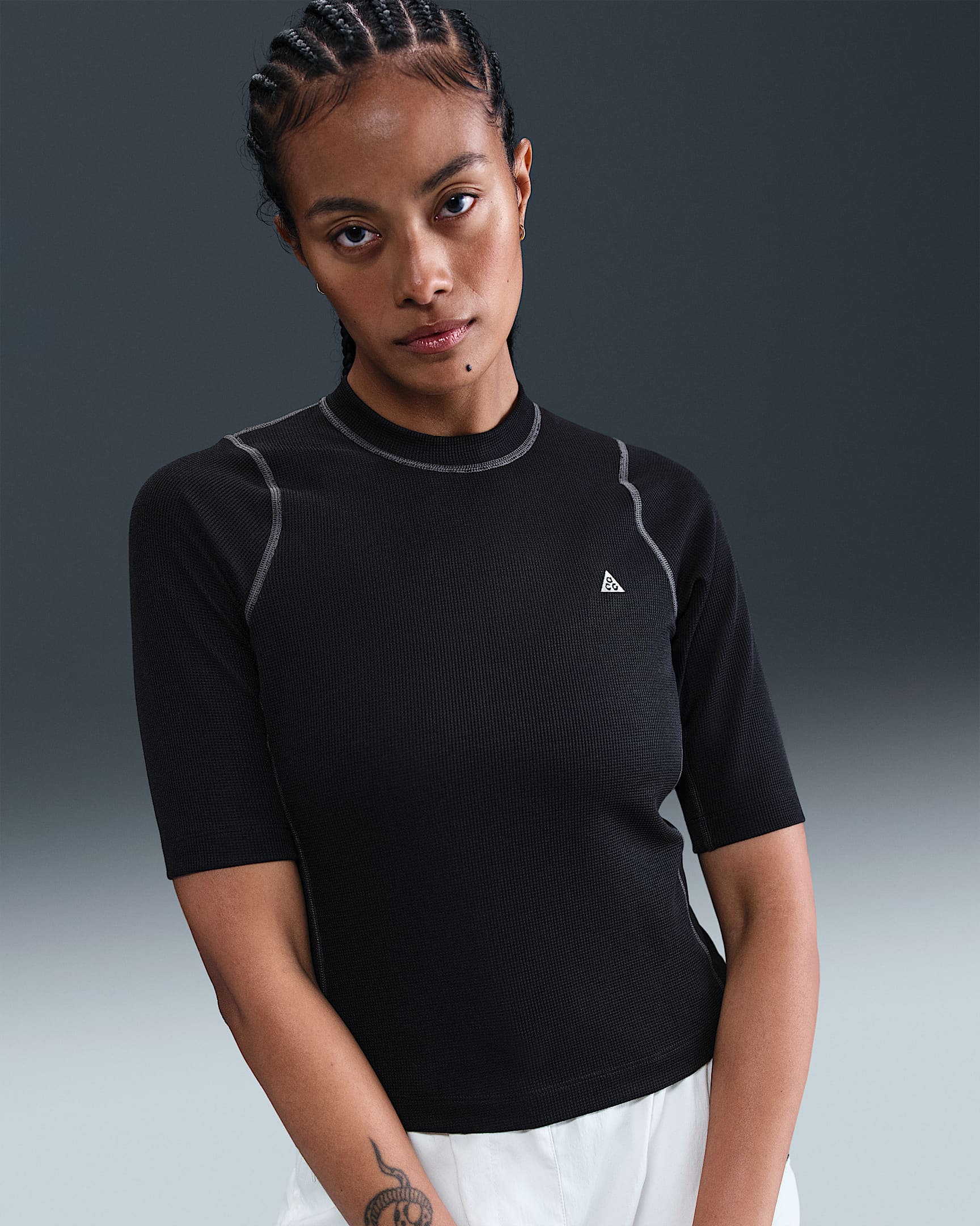 Nike ACG "Chinati" Dri-FIT ADV 女子防晒速干短袖上衣 - 黑/煤黑/煤黑/山峰白