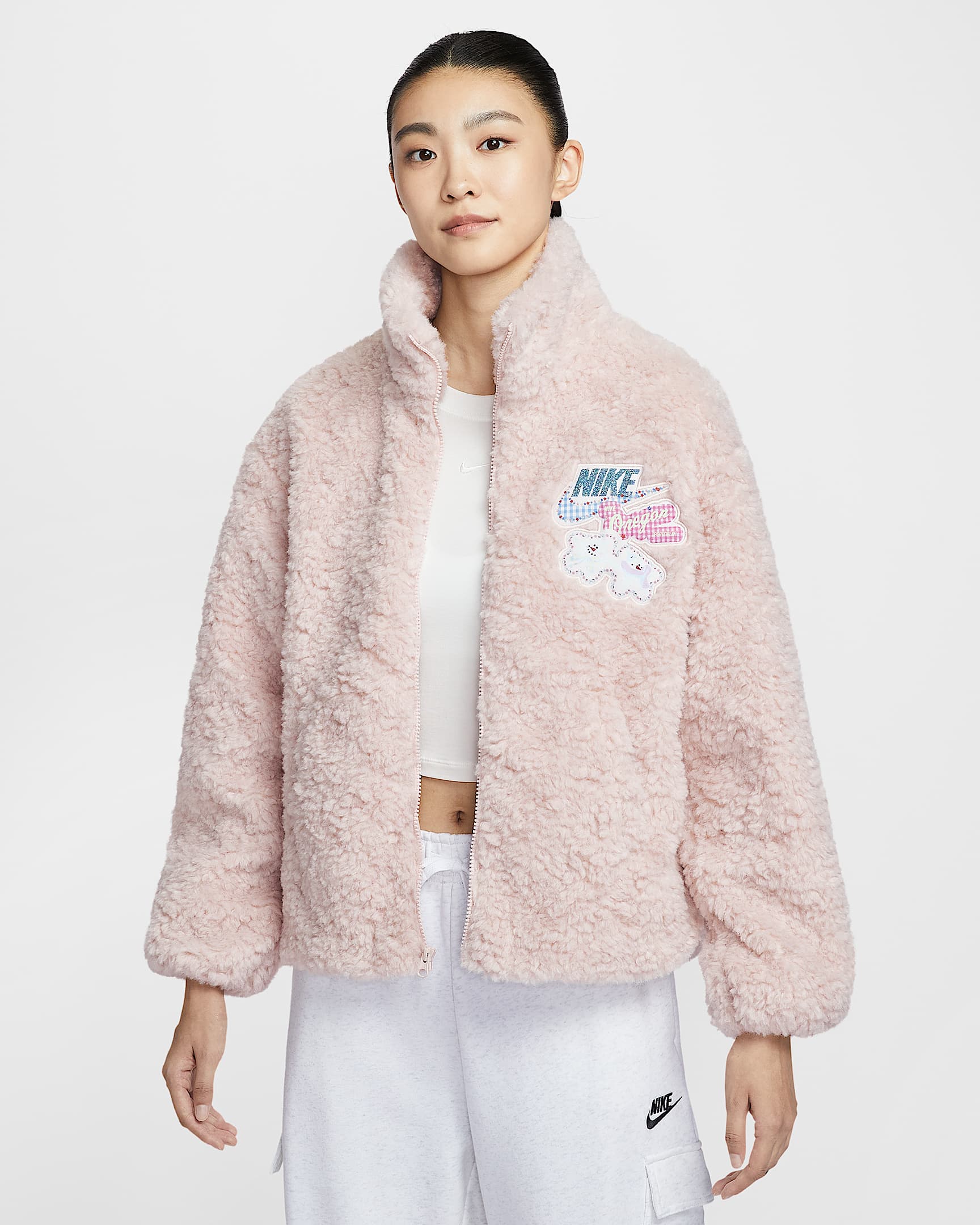 Nike Sportswear 女子宽松仿羊羔绒夹克 - 砂岩灰粉