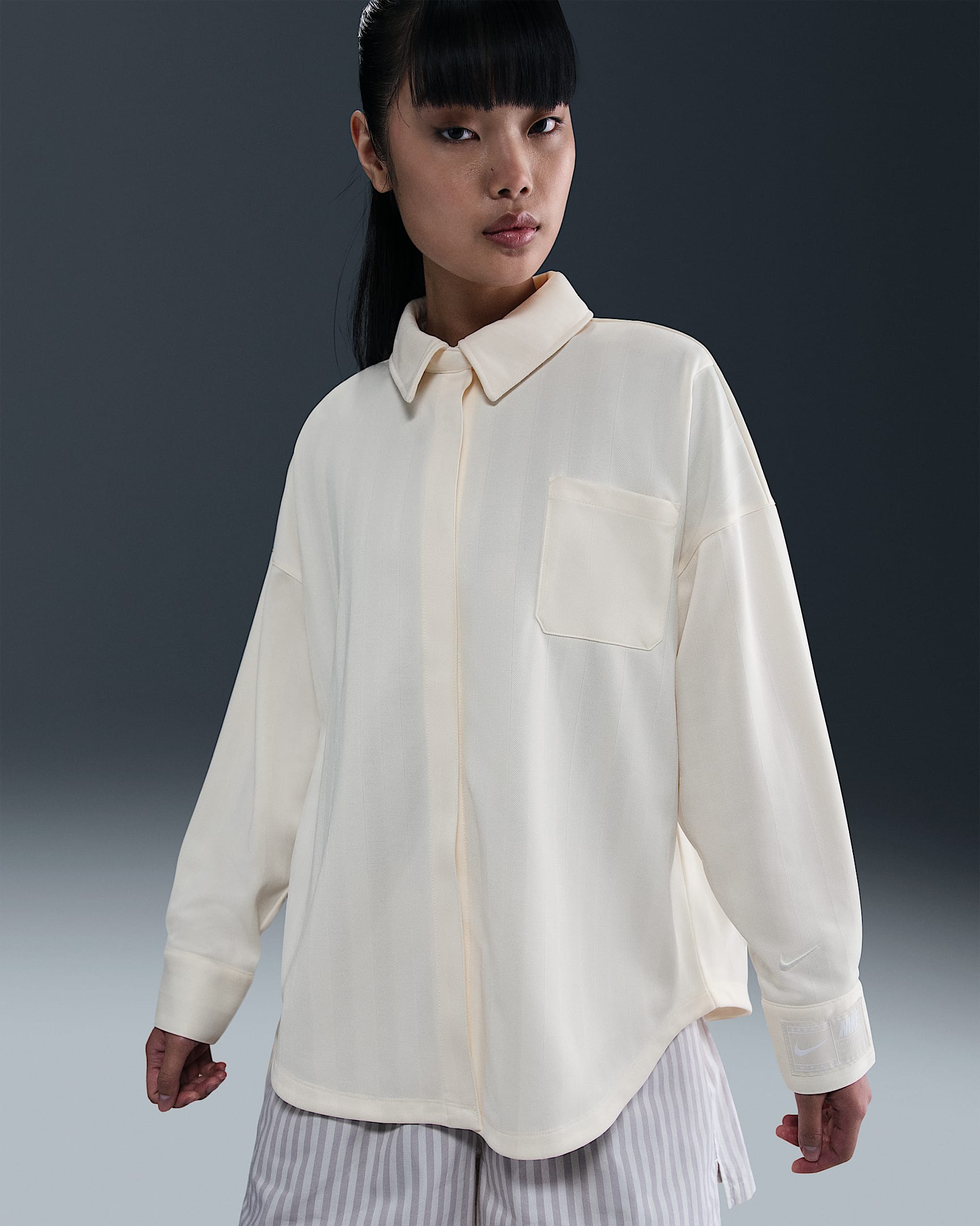 Nike Sportswear 女子 Oversize 风提花条纹按扣衬衫 - 淡象牙白/帆白
