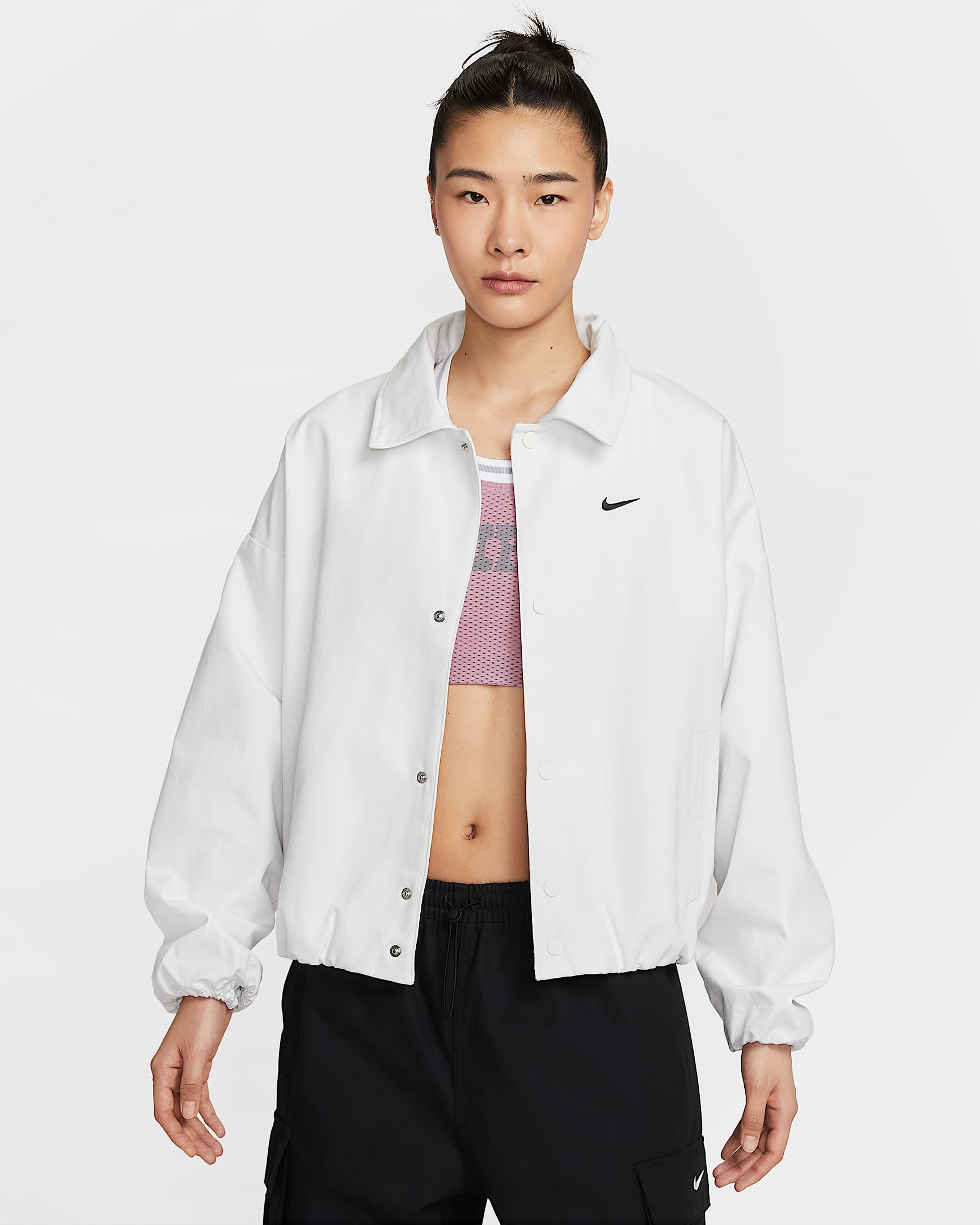 Nike Sportswear 女子 Oversize 风梭织夹克 - 山峰白/苍野灰/黑