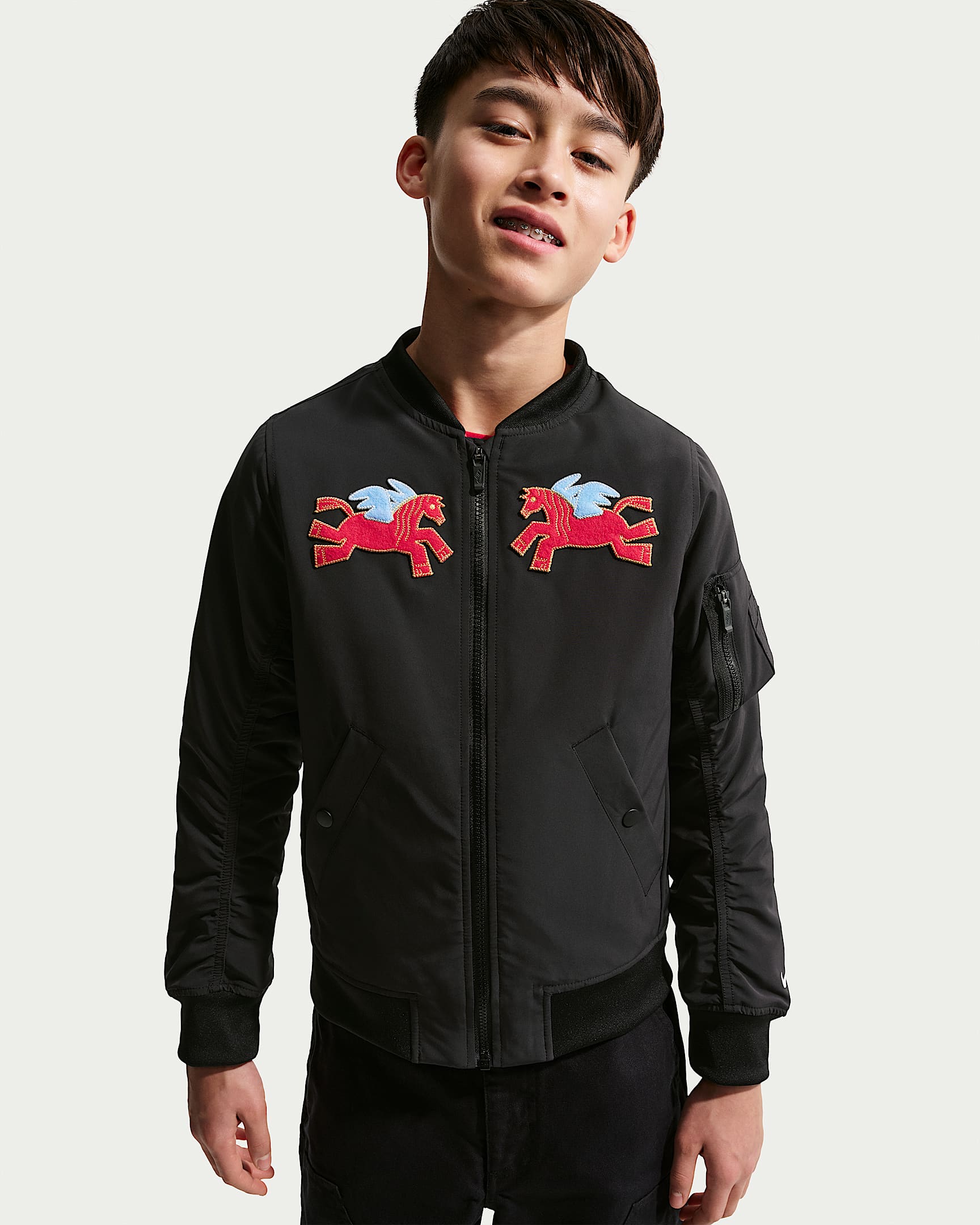 Nike Sportswear 马年限定脱缰系列新年款大童运动夹克 - 黑