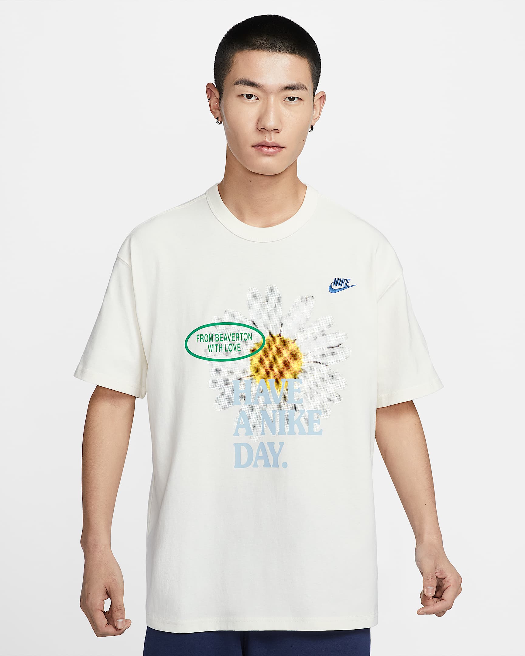 Nike Sportswear Essentials Nike 小雏菊系列男子T恤 - 帆白