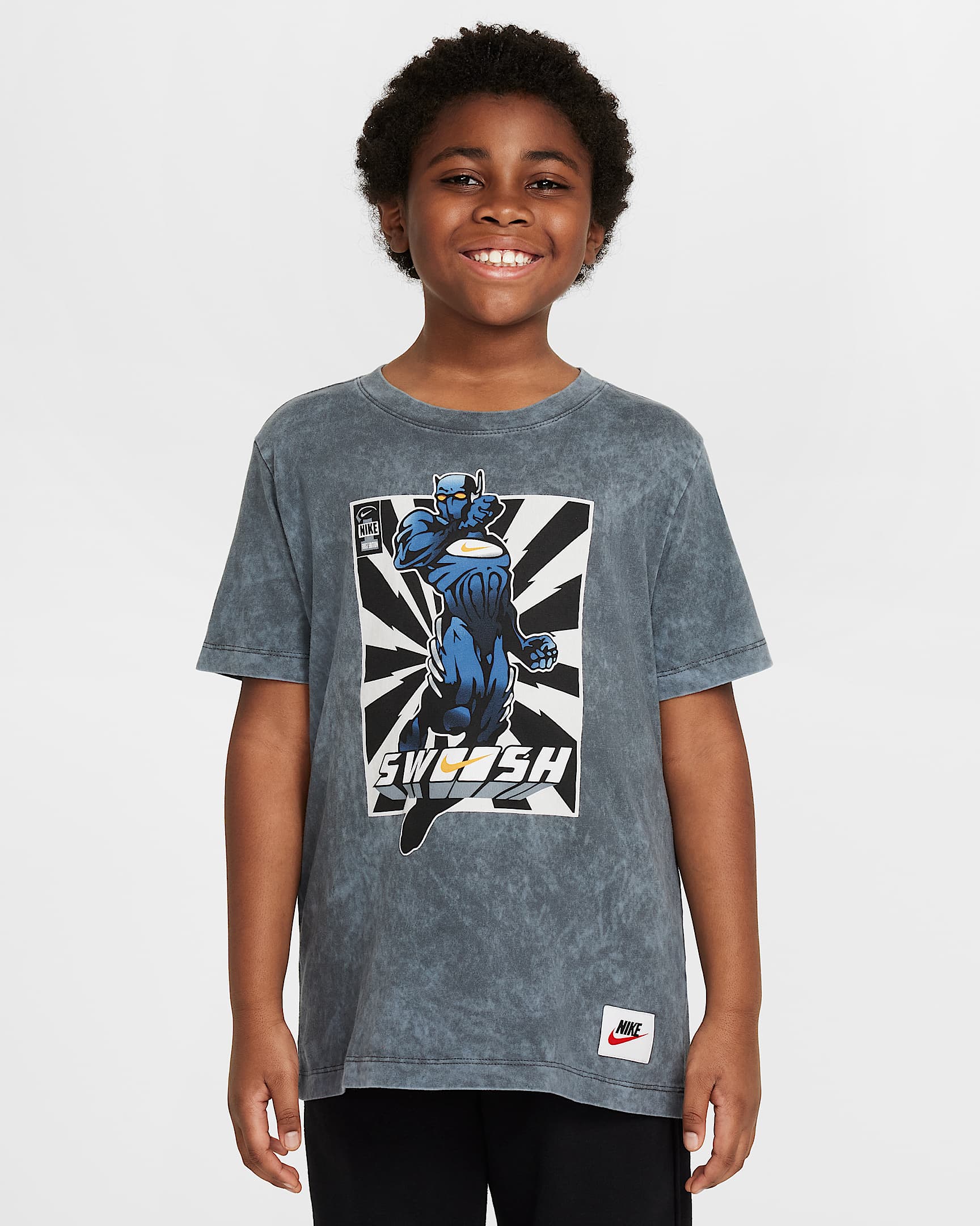 Nike Sportswear 大童T恤 - 煤黑