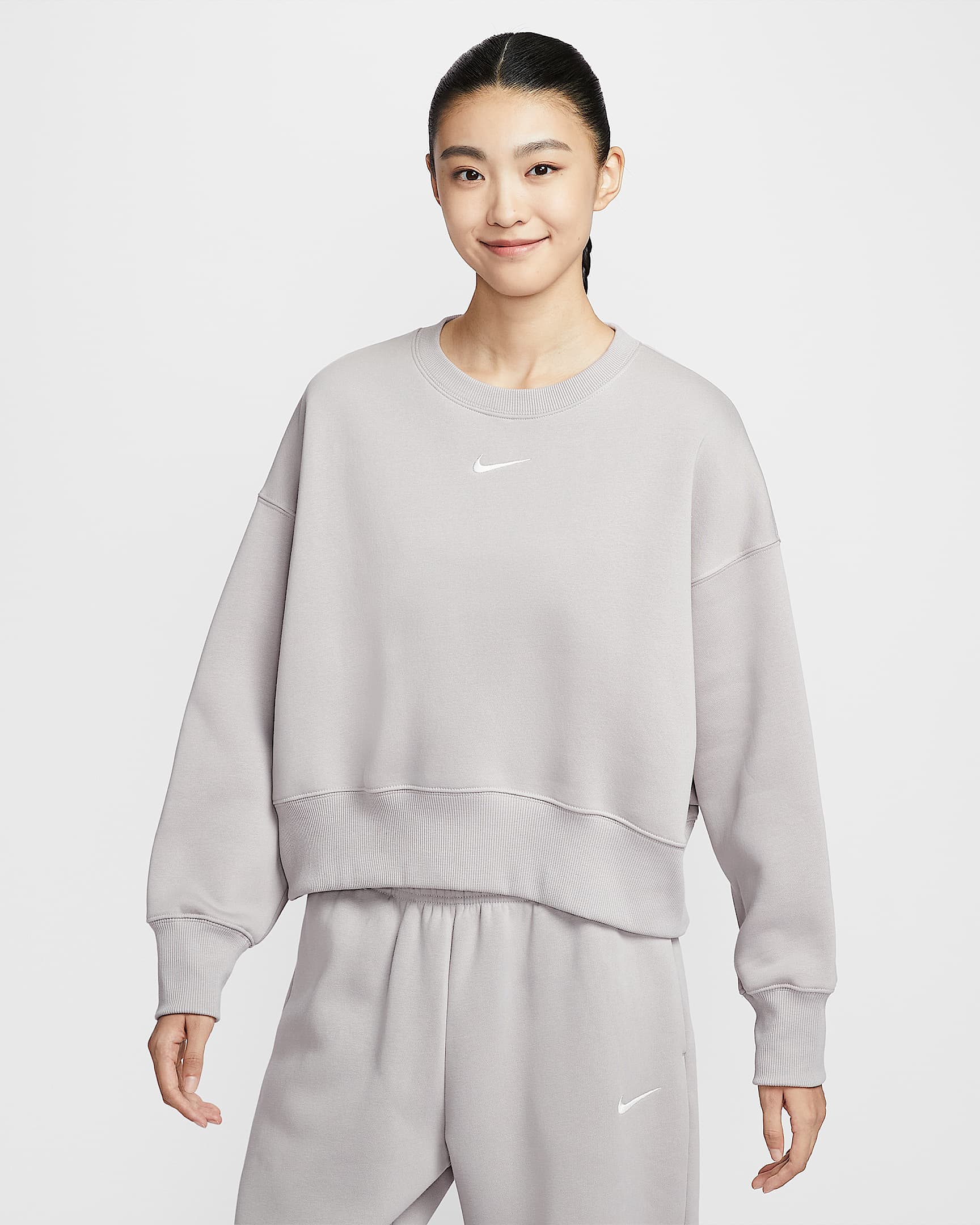 Nike Sportswear Phoenix Fleece 女子 Oversize 风圆领加绒运动衫 - 大学灰/帆白