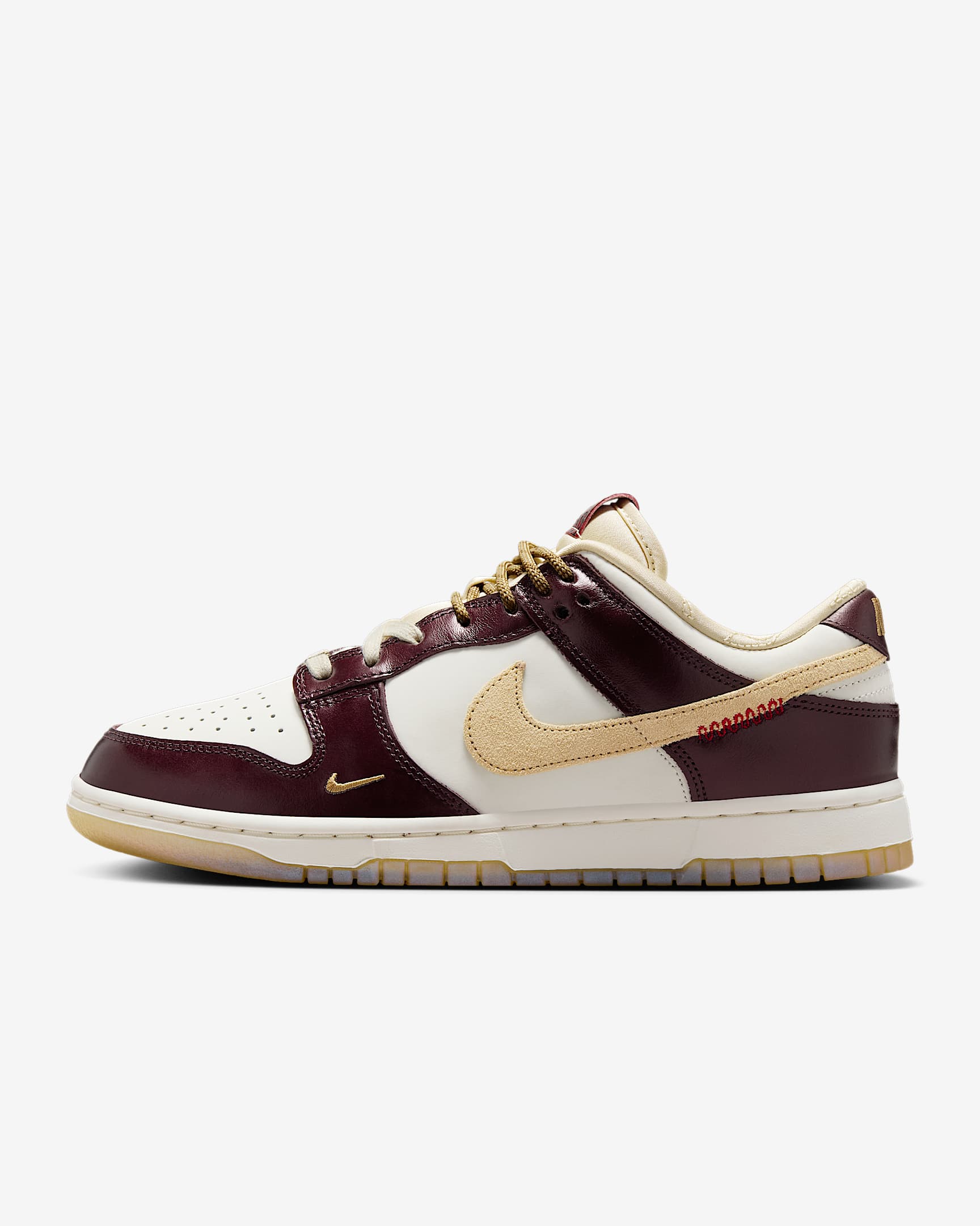 Nike Dunk Low LX 耐克灵蛇迎新系列郑钦文同款女子运动鞋 - 帆白/帆白/鲜亮勃艮第酒红/团队金