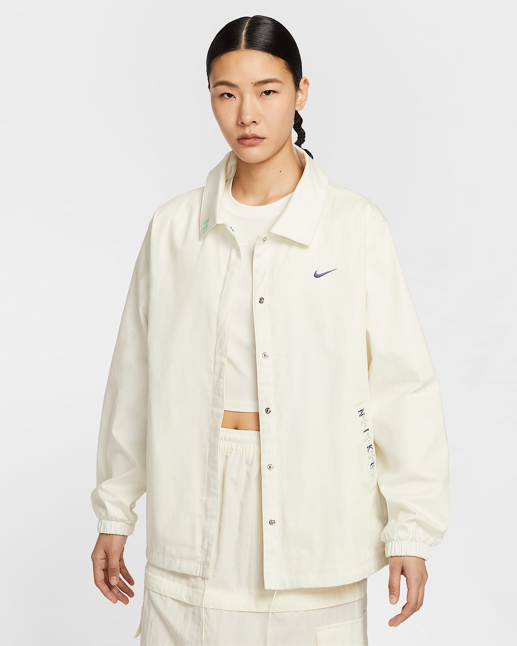 Nike Sportswear 女子 Oversize 风梭织教练夹克 - 珍珠灰
