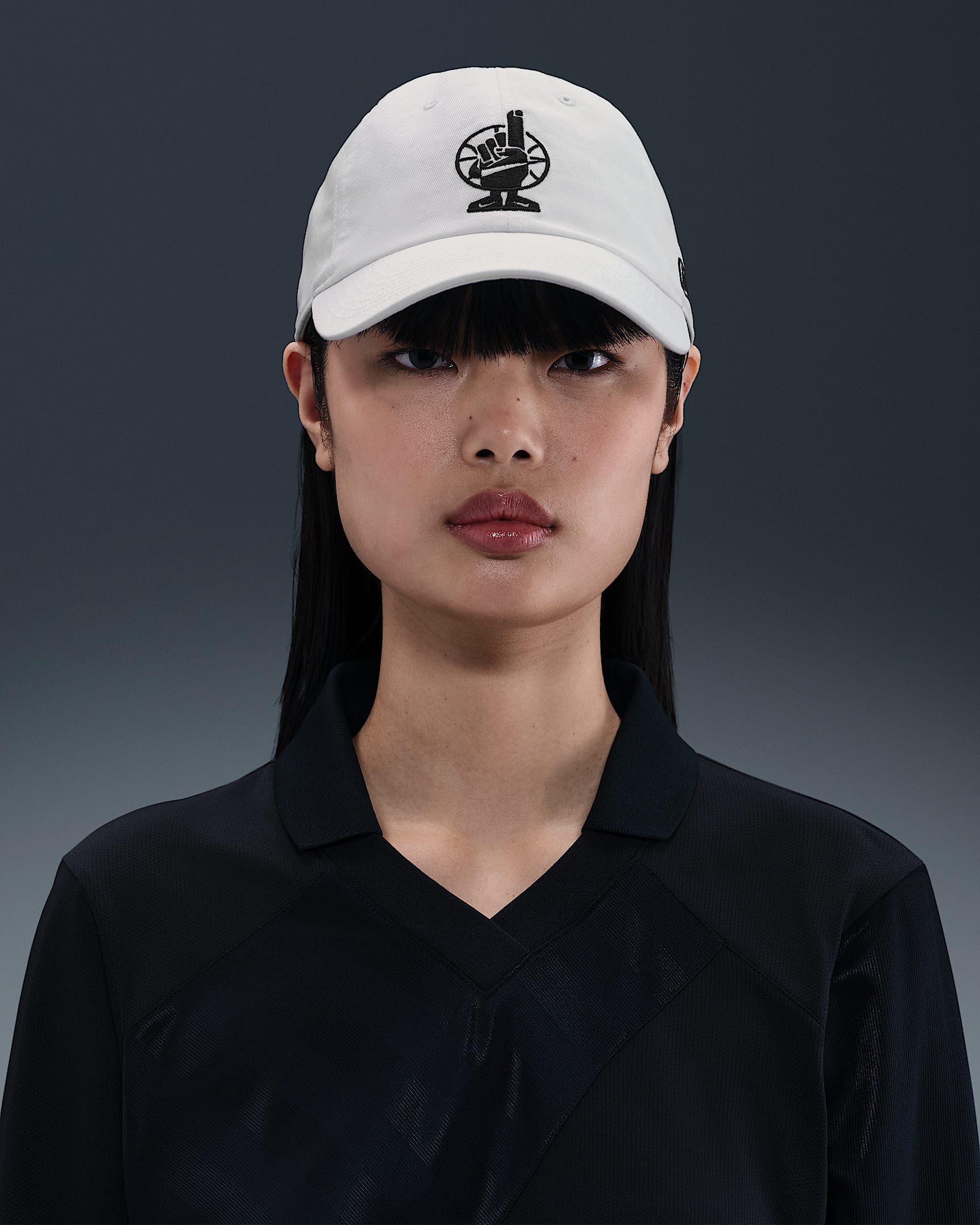 Nike Club "CHBL" 耐高篮球系列软顶运动帽 - 白色/黑