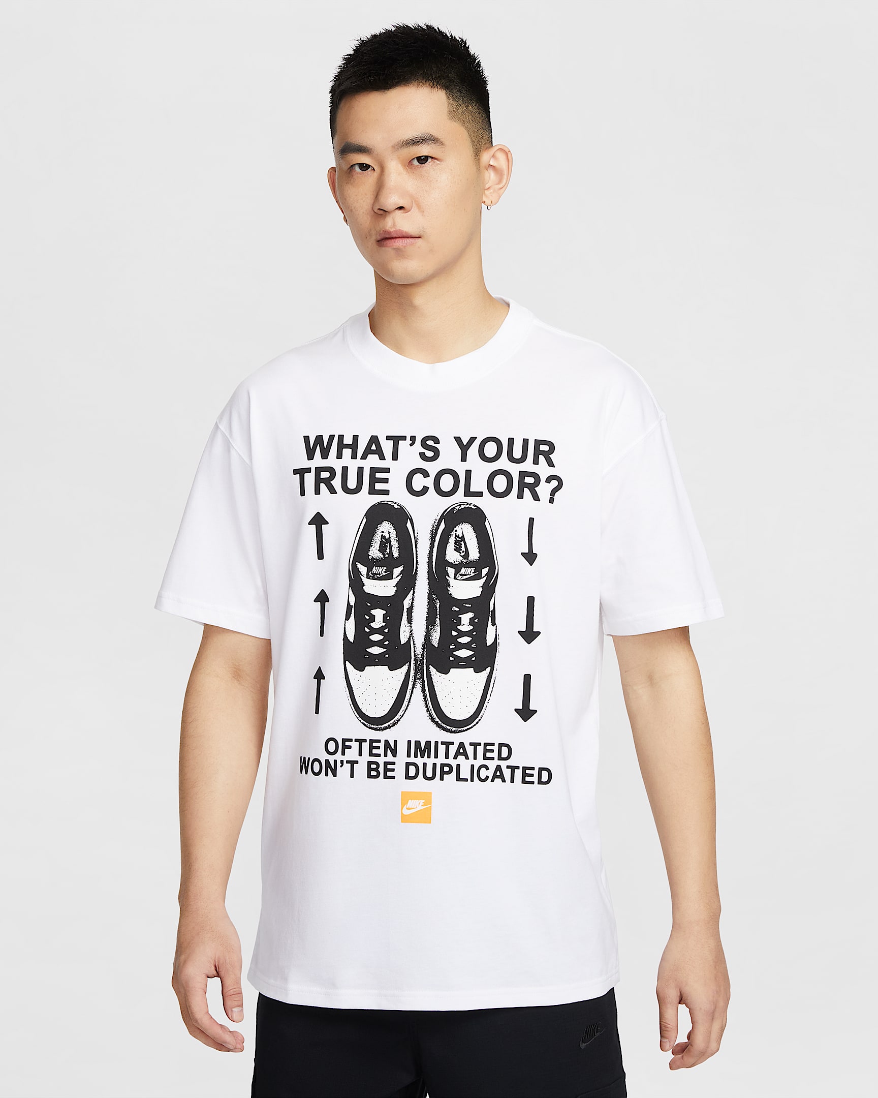 Nike Sportswear 男子T恤 - 白色