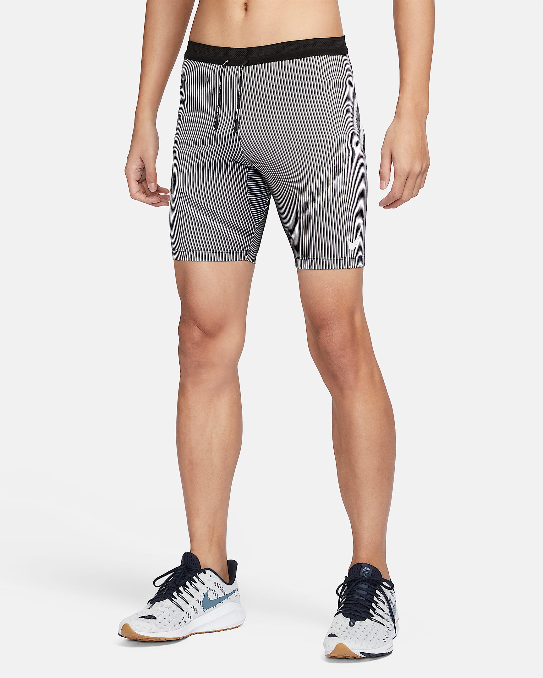 Nike AeroSwift Dri-FIT ADV 男子速干跑步紧身短裤 - 黑/铁灰/白色/山峰白
