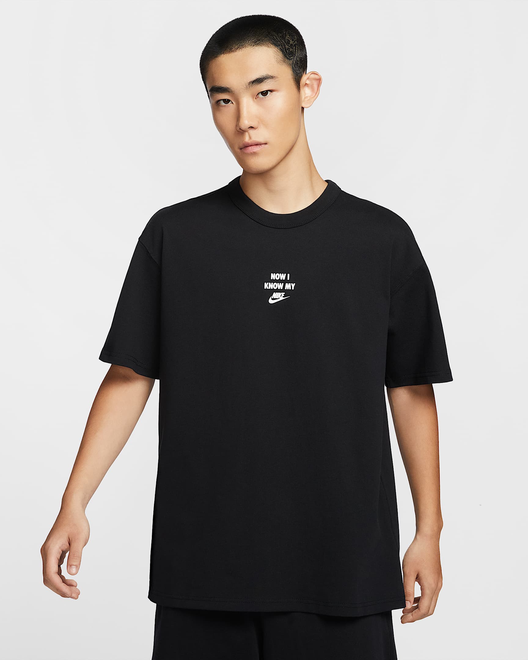 Nike Sportswear Premium Essentials 男子T恤 - 黑