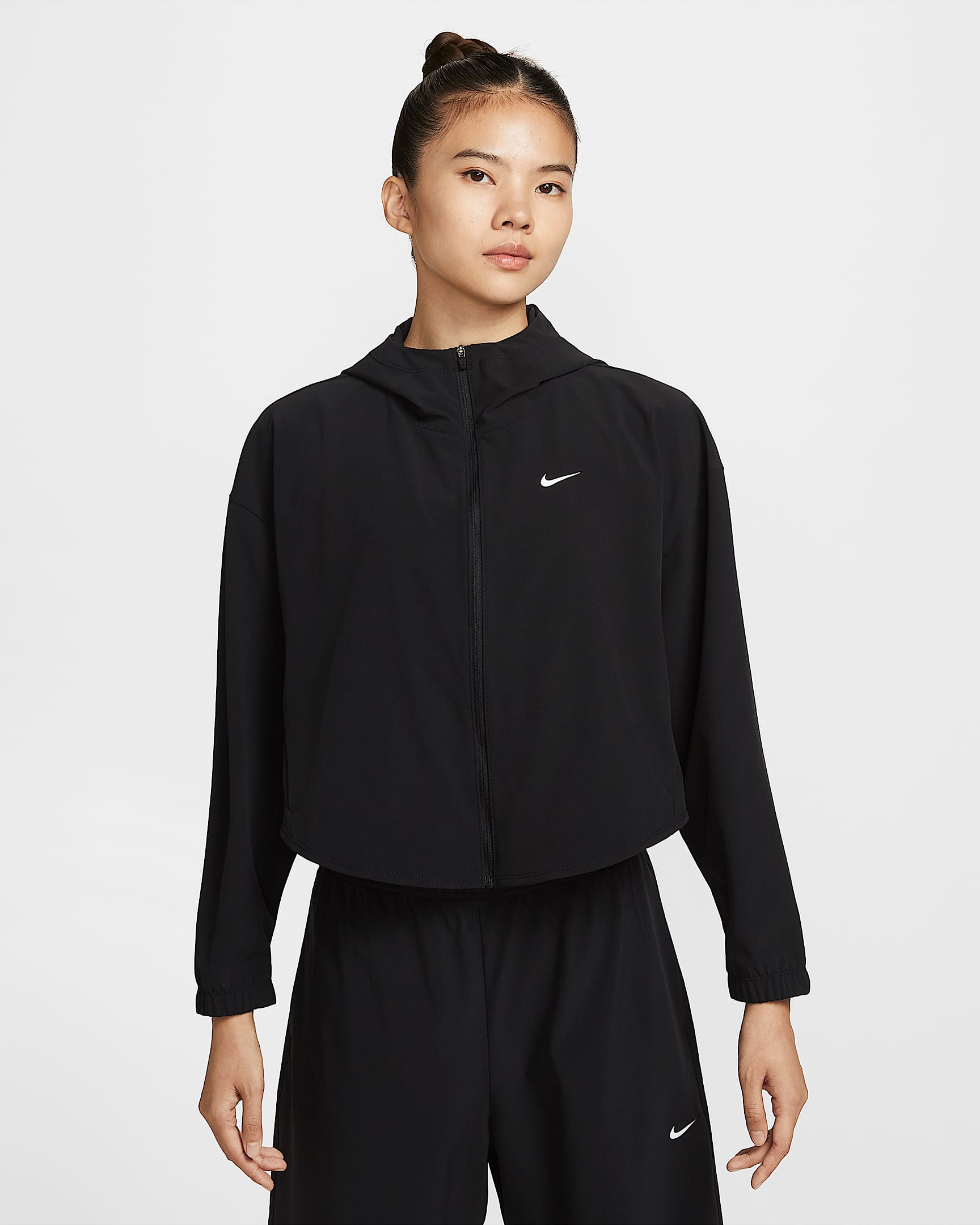 Nike One Repel 女子拒水 Oversize 风连帽梭织夹克 - 黑/白色