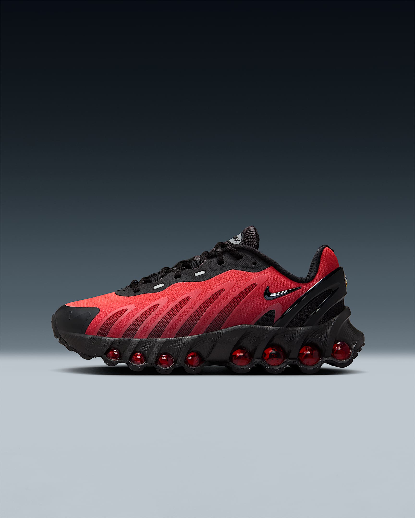 Nike Air Max Dn8 大童运动鞋 - 黑/大学红/亮深红/黑