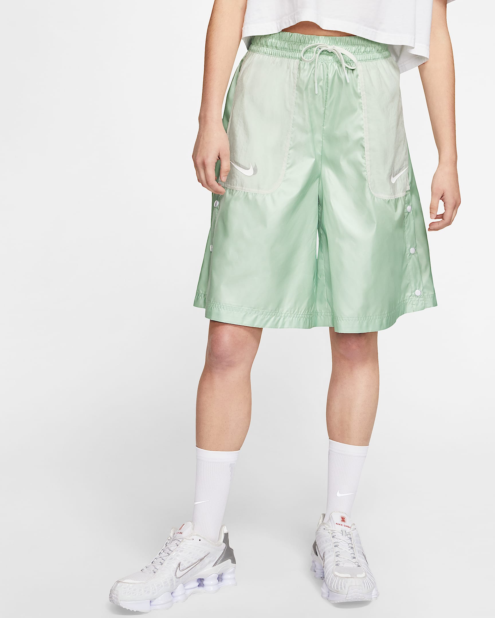 Nike Sportswear 女子短裤 - 霜淡草绿/杉木浅蓝灰/霜淡草绿