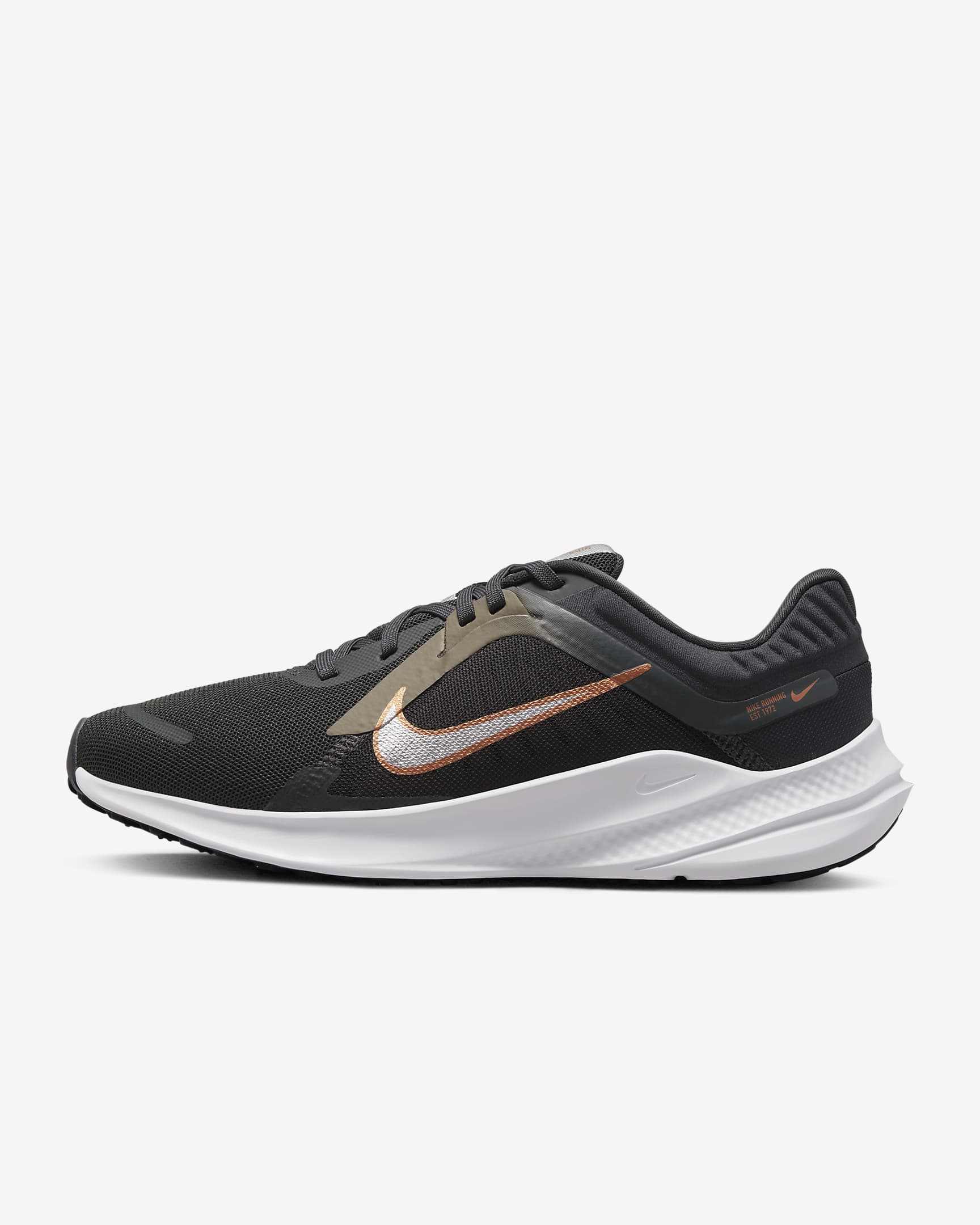 Nike Quest 5 女子公路跑步鞋 - 暗烟灰/橄榄灰/金属铜/金属银