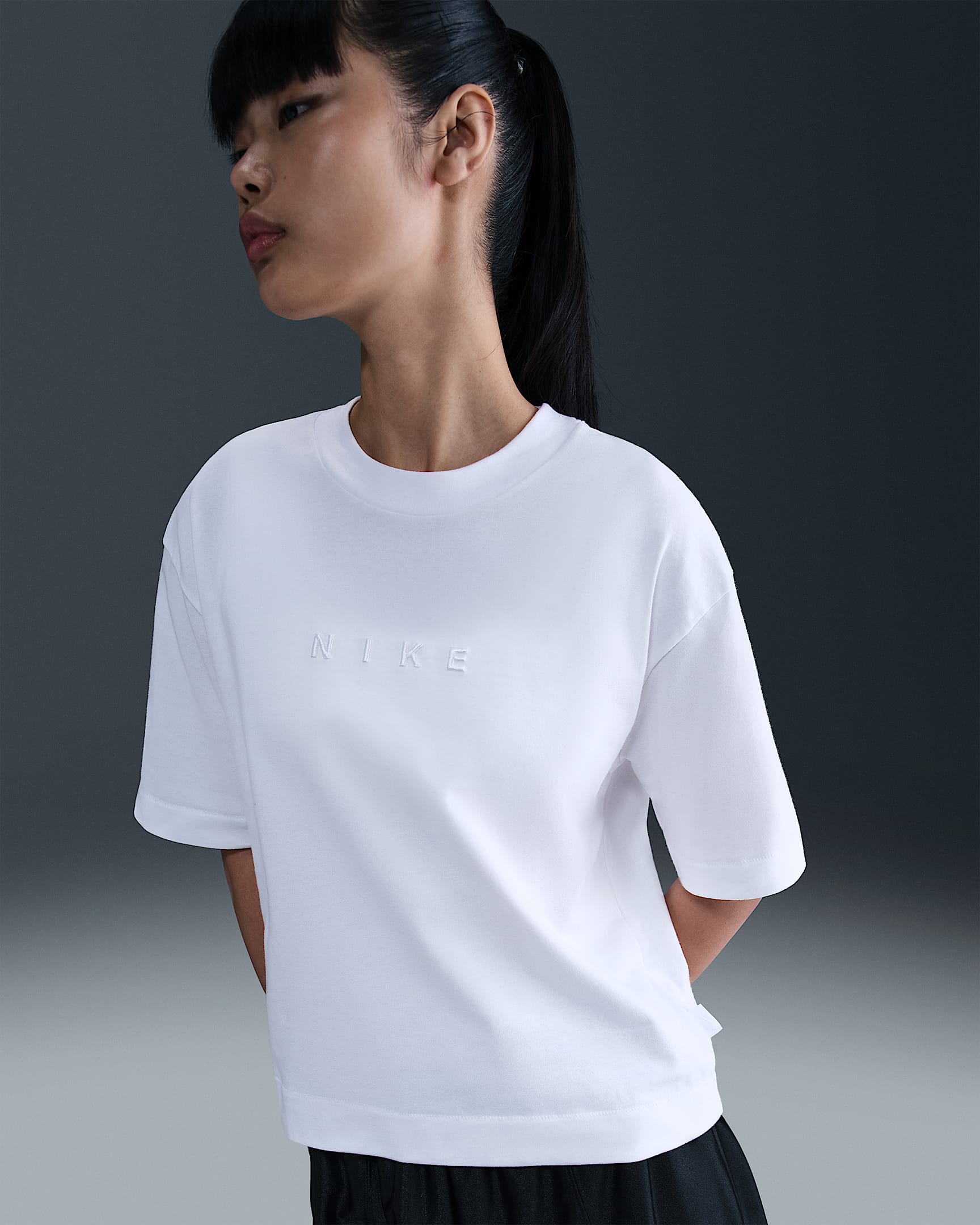 Nike Sportswear 女子短袖T恤 - 白色