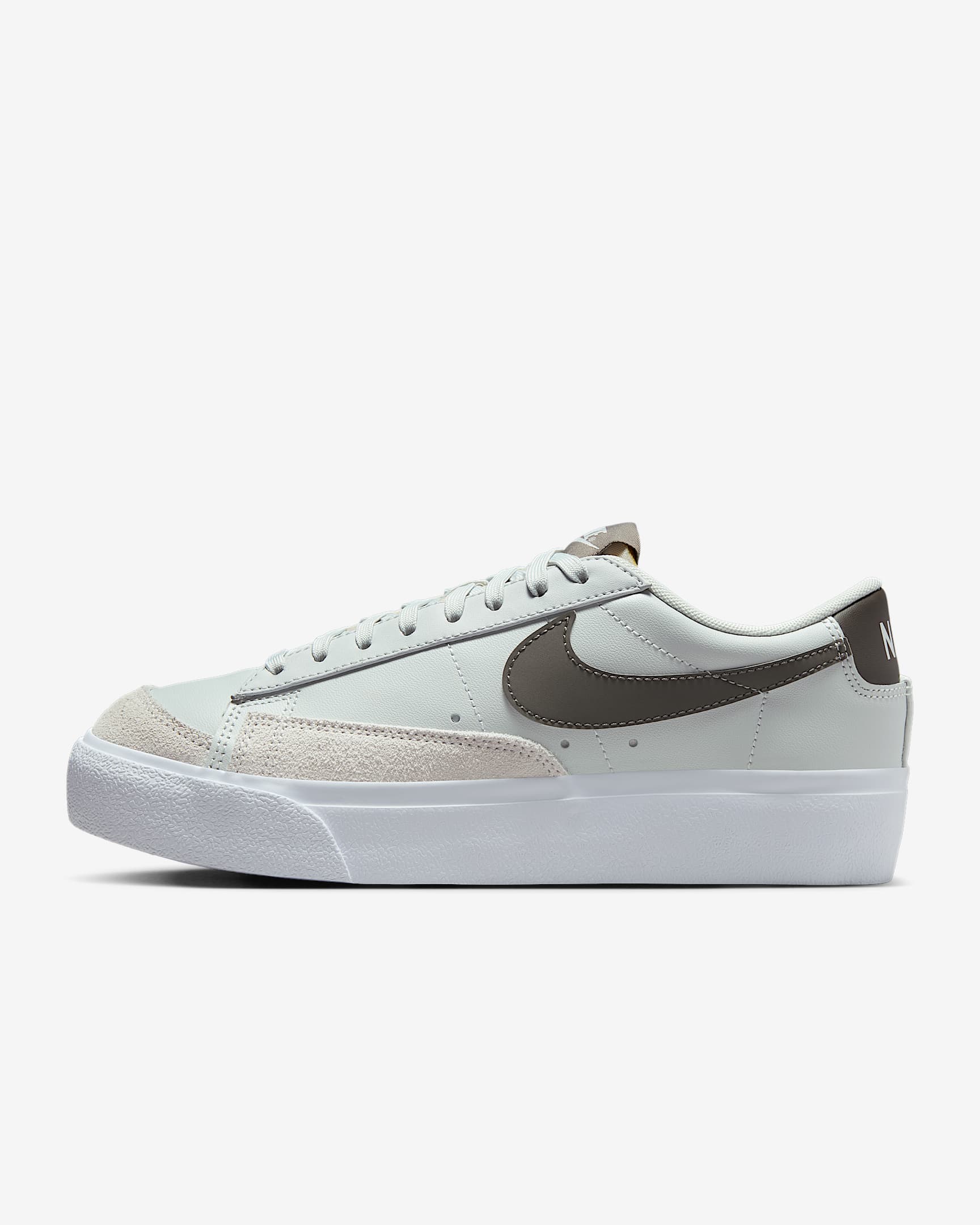 Nike Blazer Low Platform 女子厚底运动鞋 - 尘光子色/白色/黑/洞穴石色