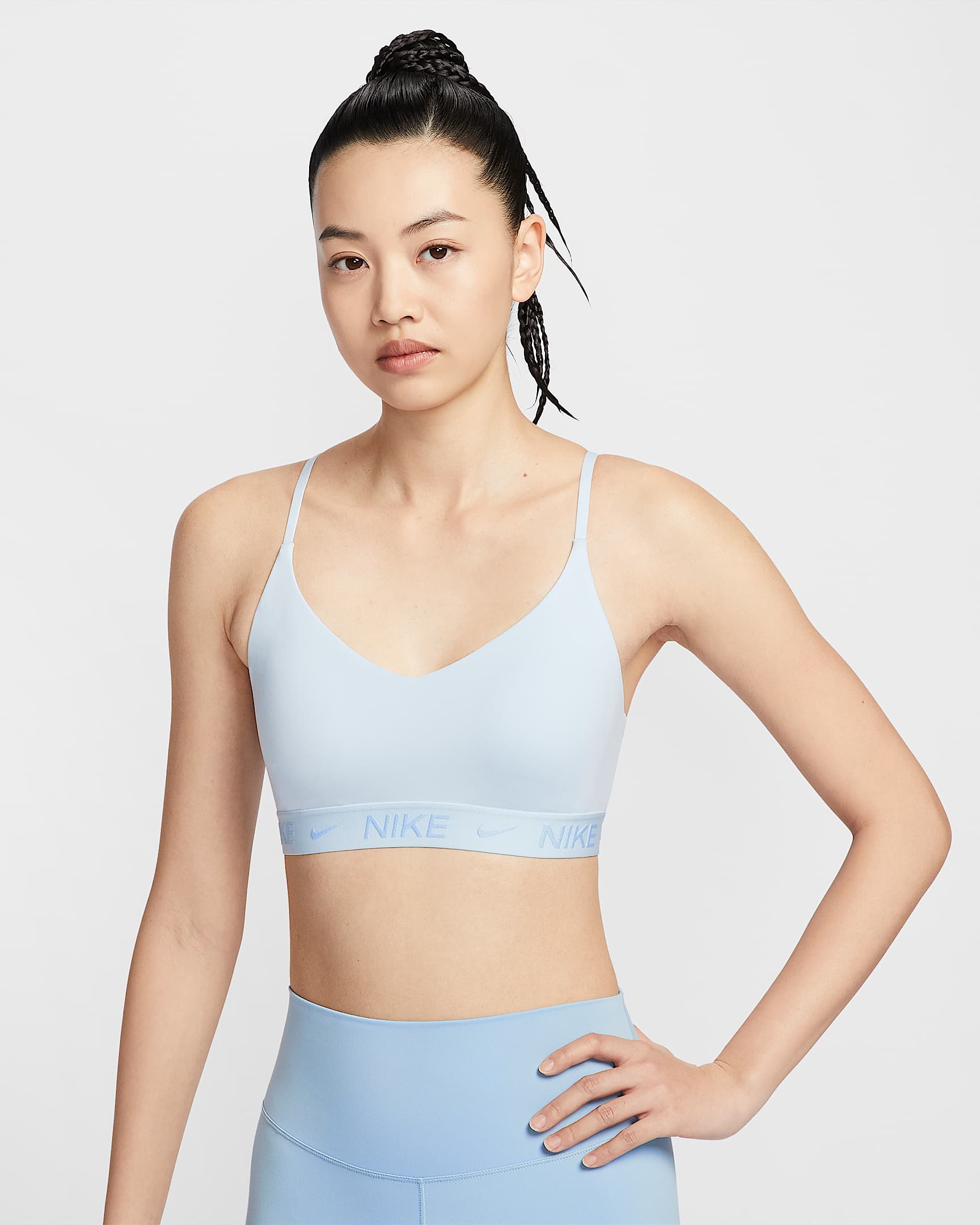 Nike Indy 女子可调节低强度支撑透气速干衬垫运动内衣 - 紫蓝/紫蓝