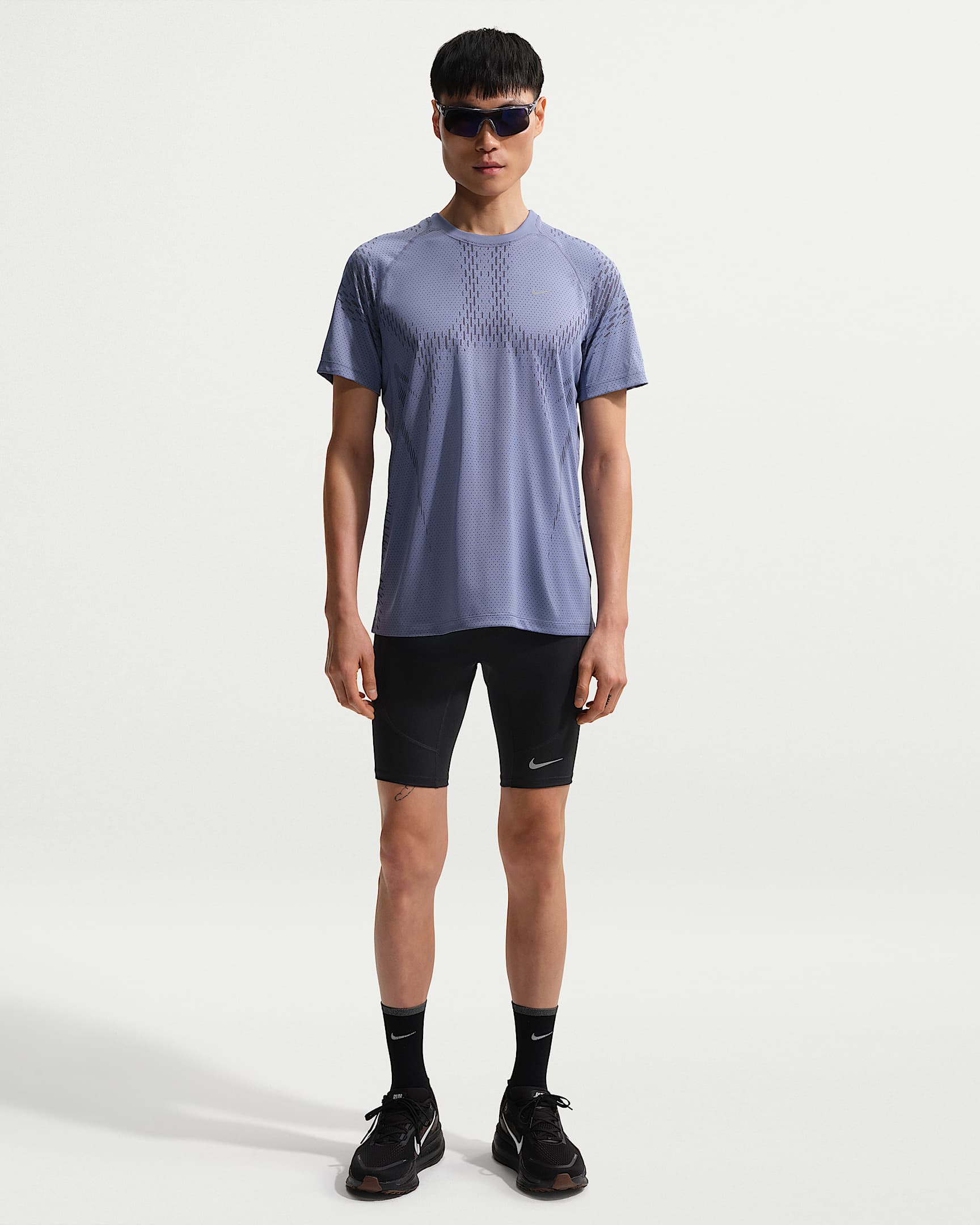 Nike Stride Dri-FIT 男子速干跑步紧身短裤 - 黑