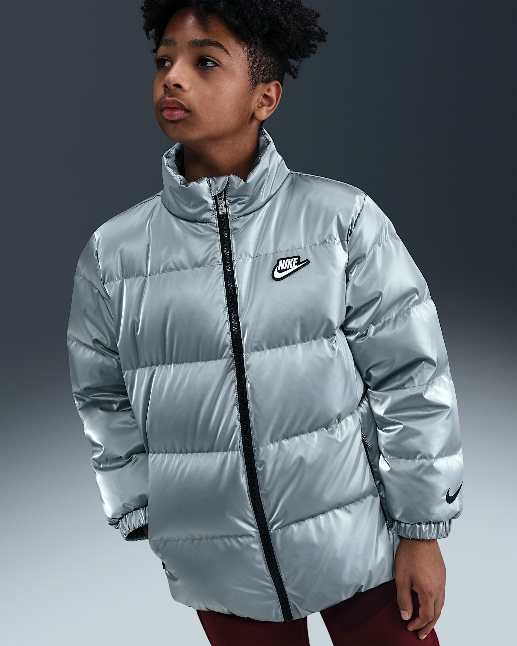 Nike 大童羽绒无帽夹克 - 金属银