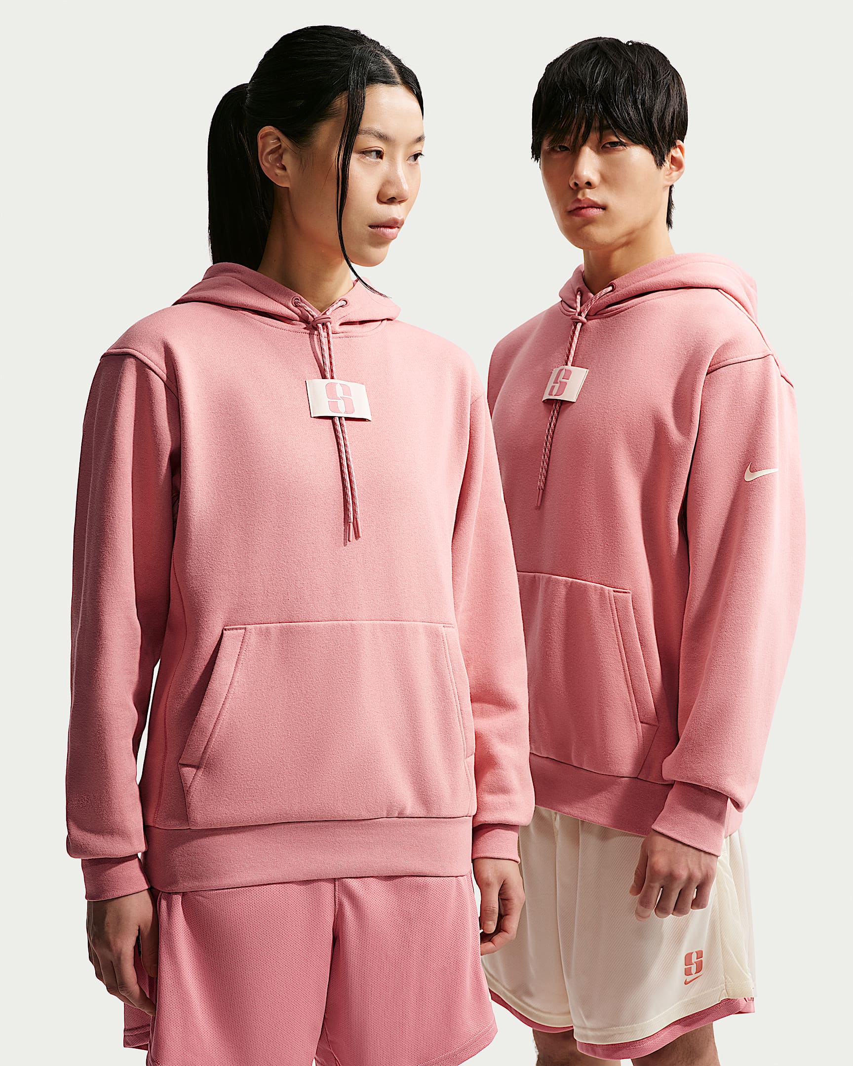 Sabrina 萨布丽娜女子加绒篮球连帽衫 - 星尘红/椰奶色/椰奶色/石膏色